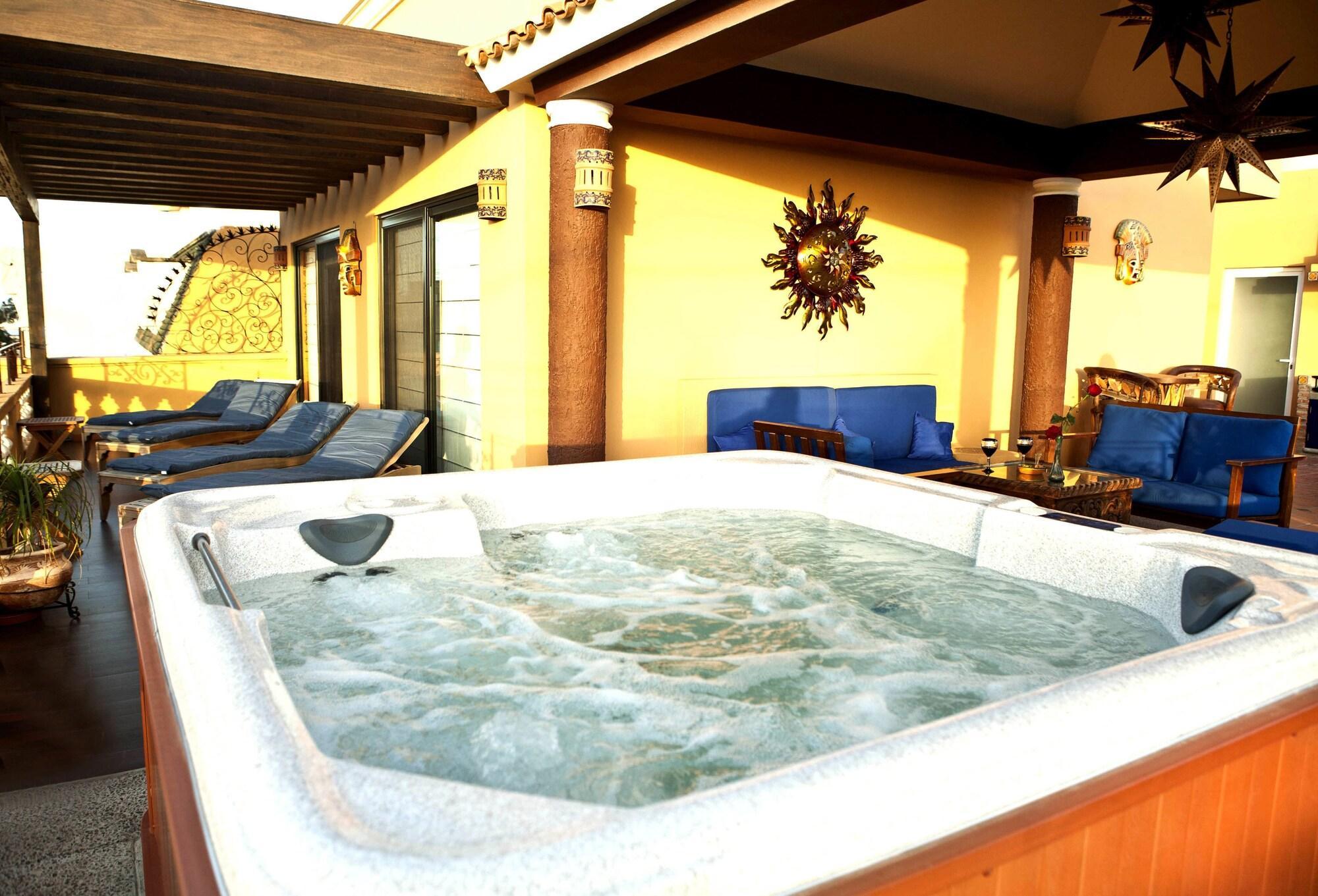 Vista Exterior Las 7 Maravillas - Adults Only