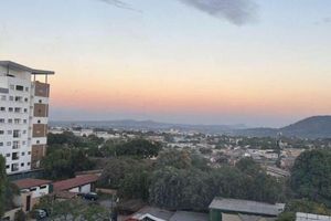 Alquiler Vacacional - Apartamento Para 5-6 Personas con Fabulosa Vista al Centro de San Salvador 🤩