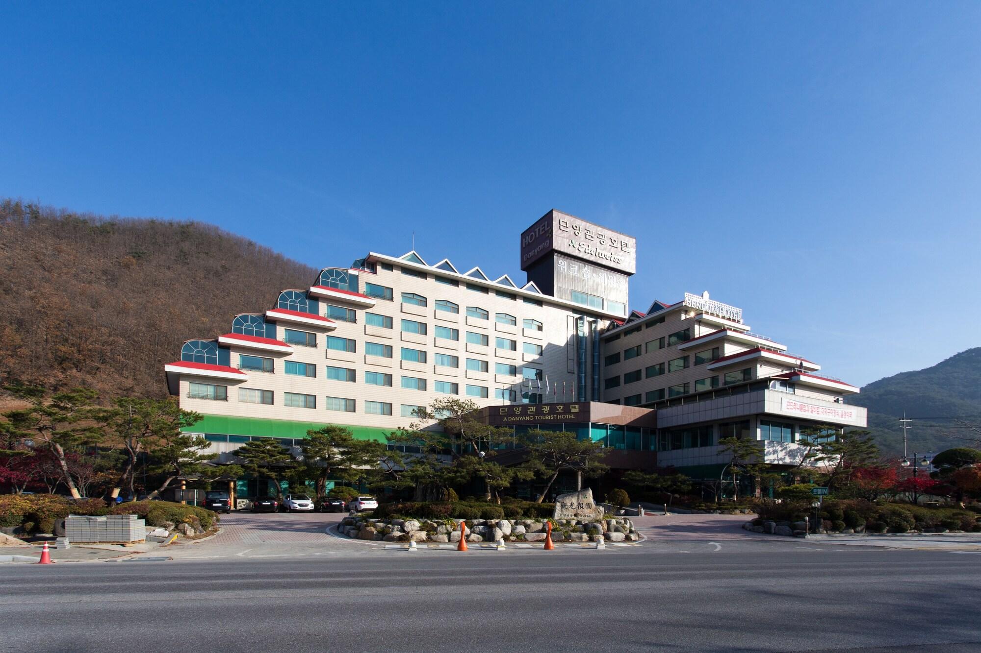 Vista Exterior Danyang Tourist Hotel Edelweiss