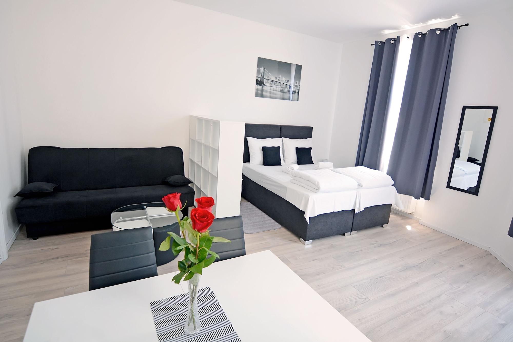 Varios Virtus Apartments and Rooms