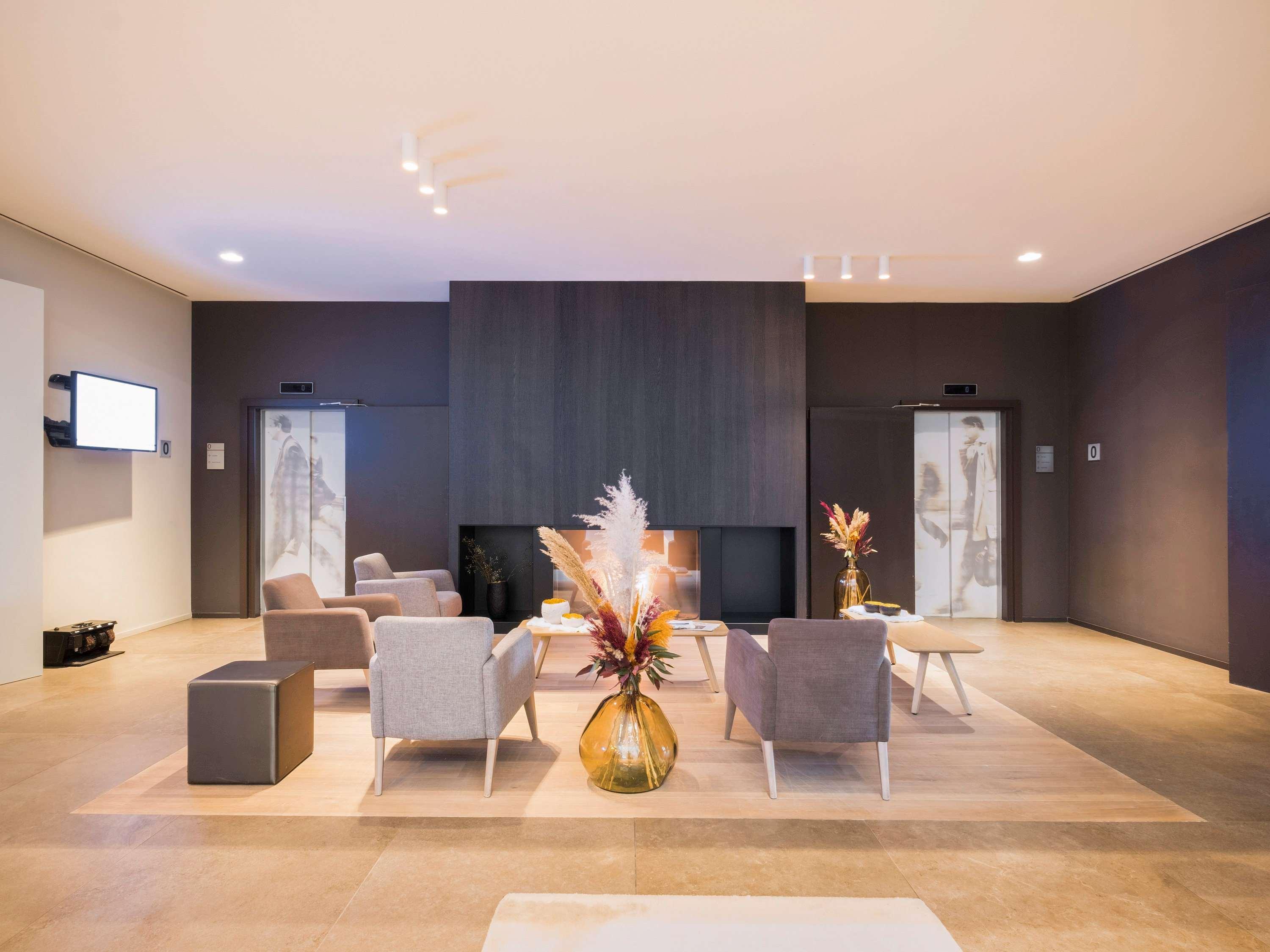 Vista Lobby Hotel Mercure Roeselare