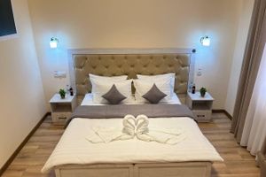 Alojamiento - AKS HOTEL