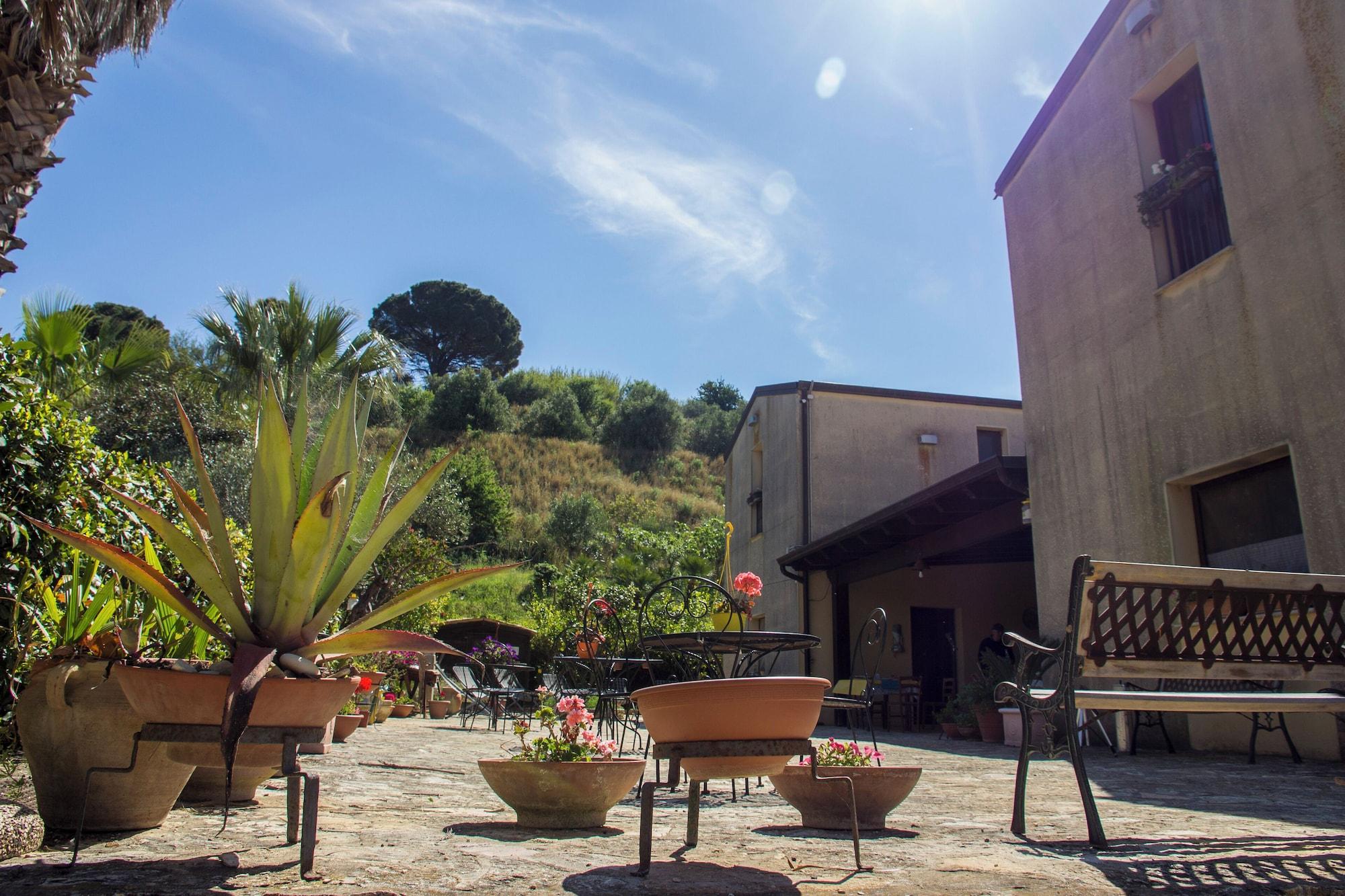 Vista Exterior Agriturismo Tarantola