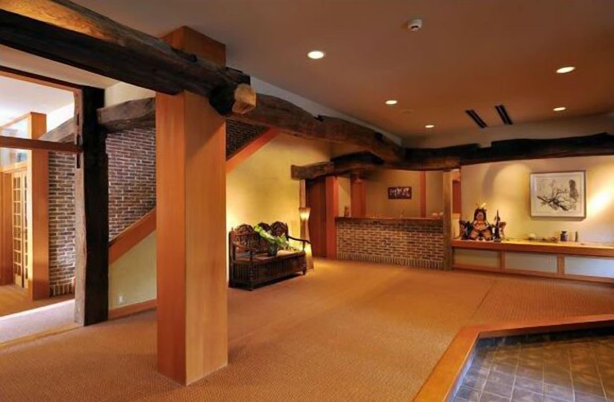 Vista Lobby Hakuba Onsen Ryokan Shirouma-so