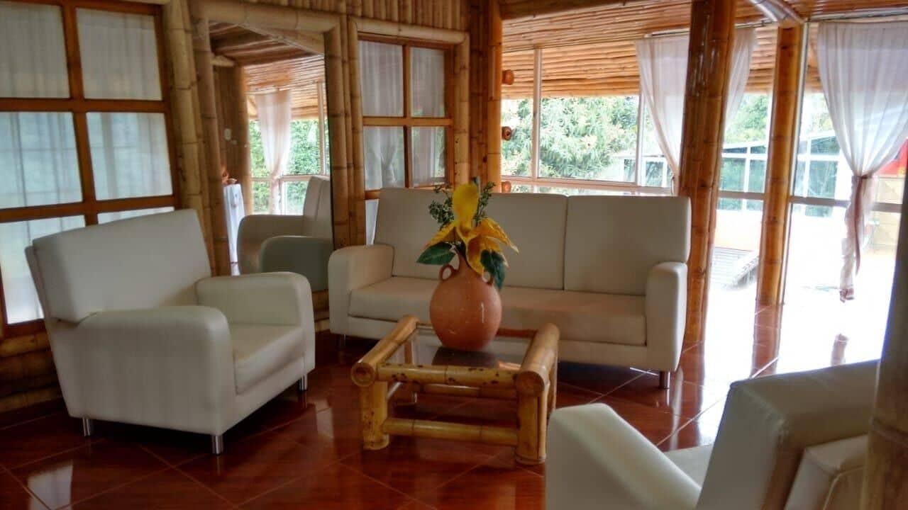 Vista Lobby Hotel Quinto