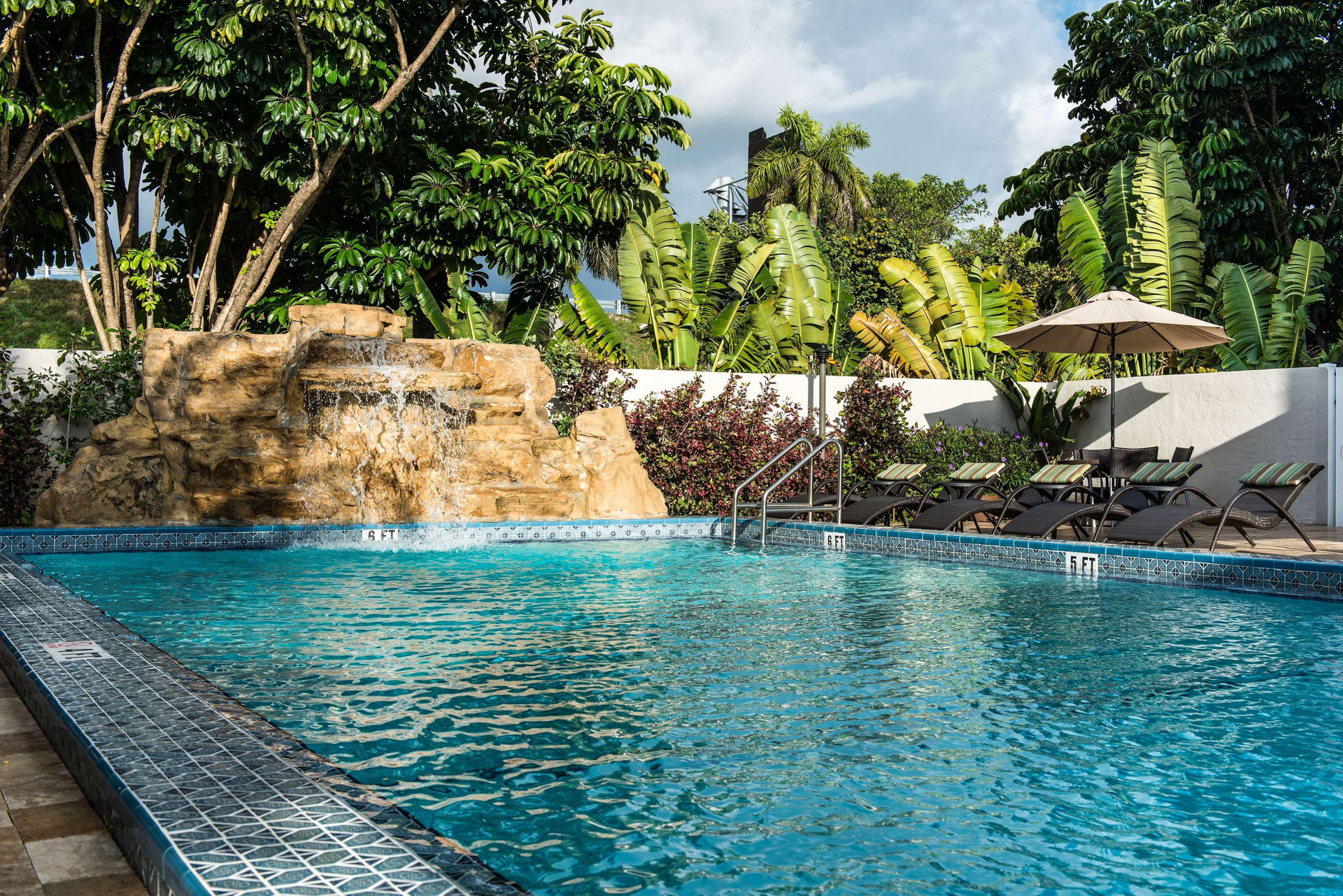 Vista Piscina Best Western Plus Hollywood/Aventura