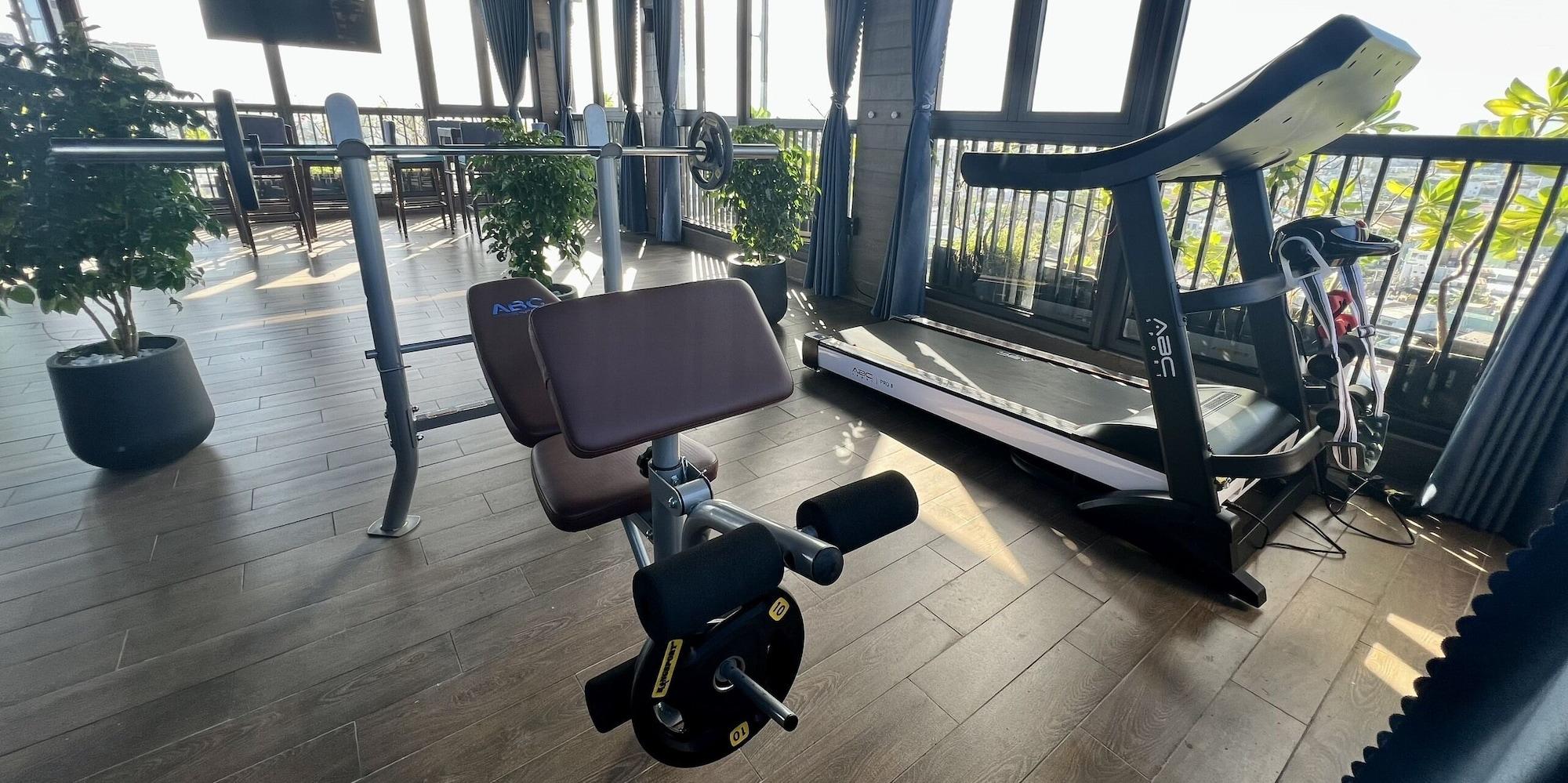 Gimnasio Seashore Hotel & Apartment