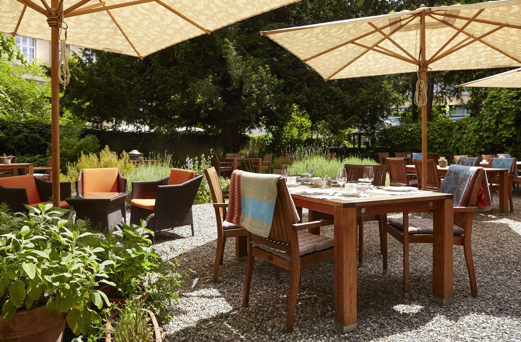 Varios Steinenschanze Charming City & Garden Hotel