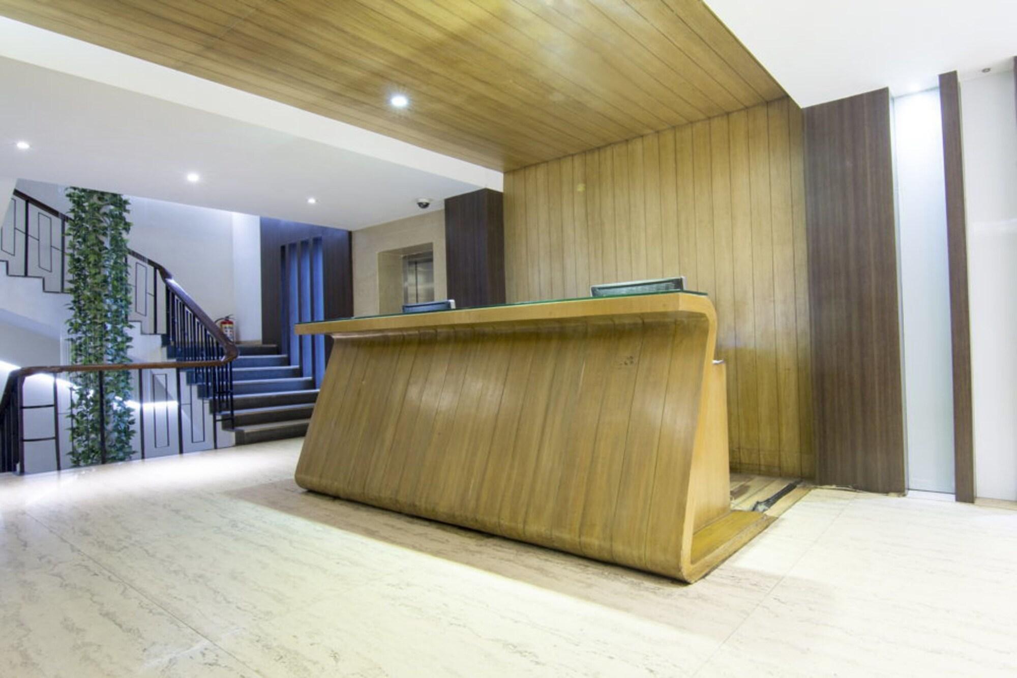 Vista Lobby The Roa