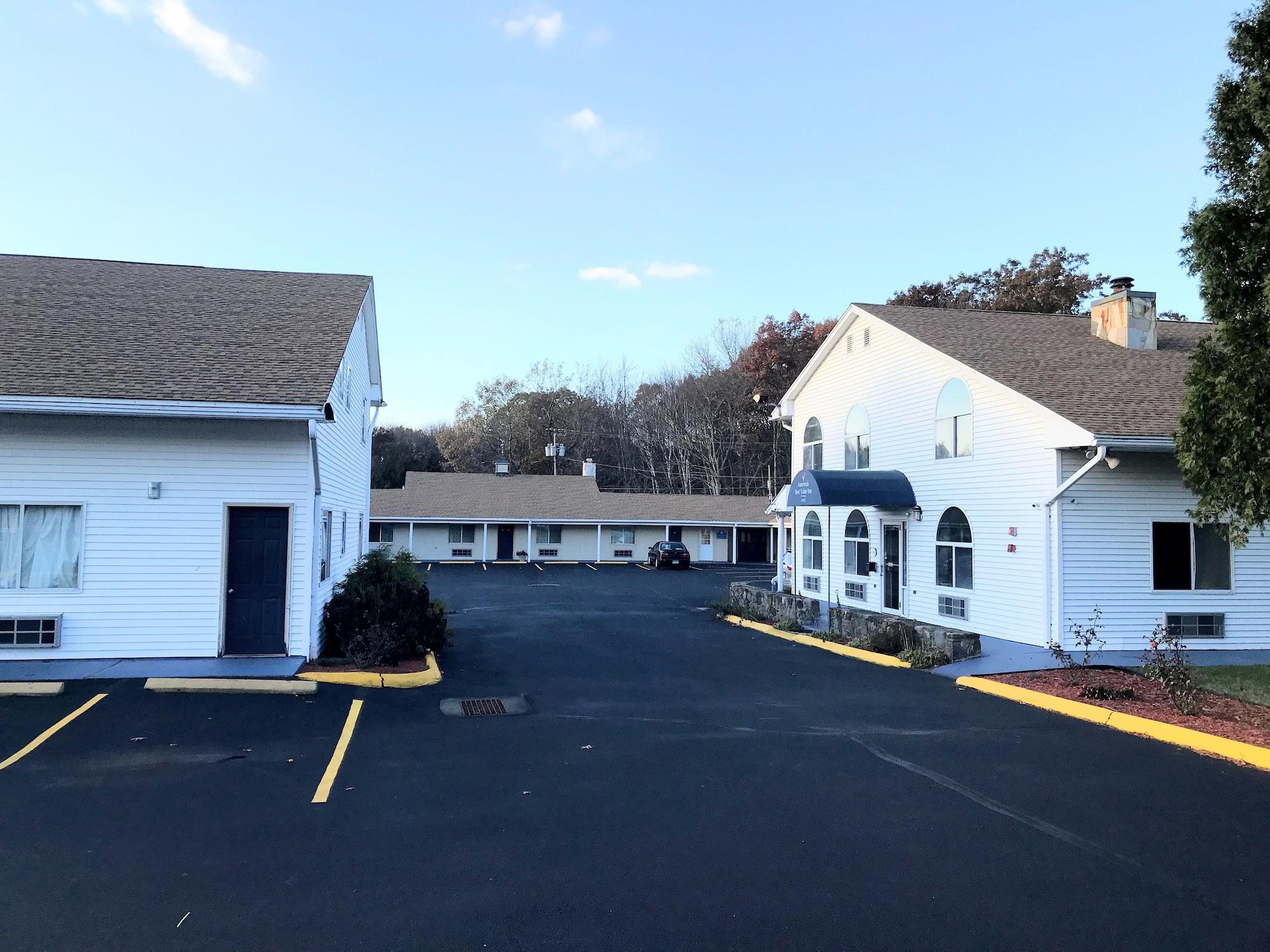 Vista Exterior AmeriVu Inn & Suites