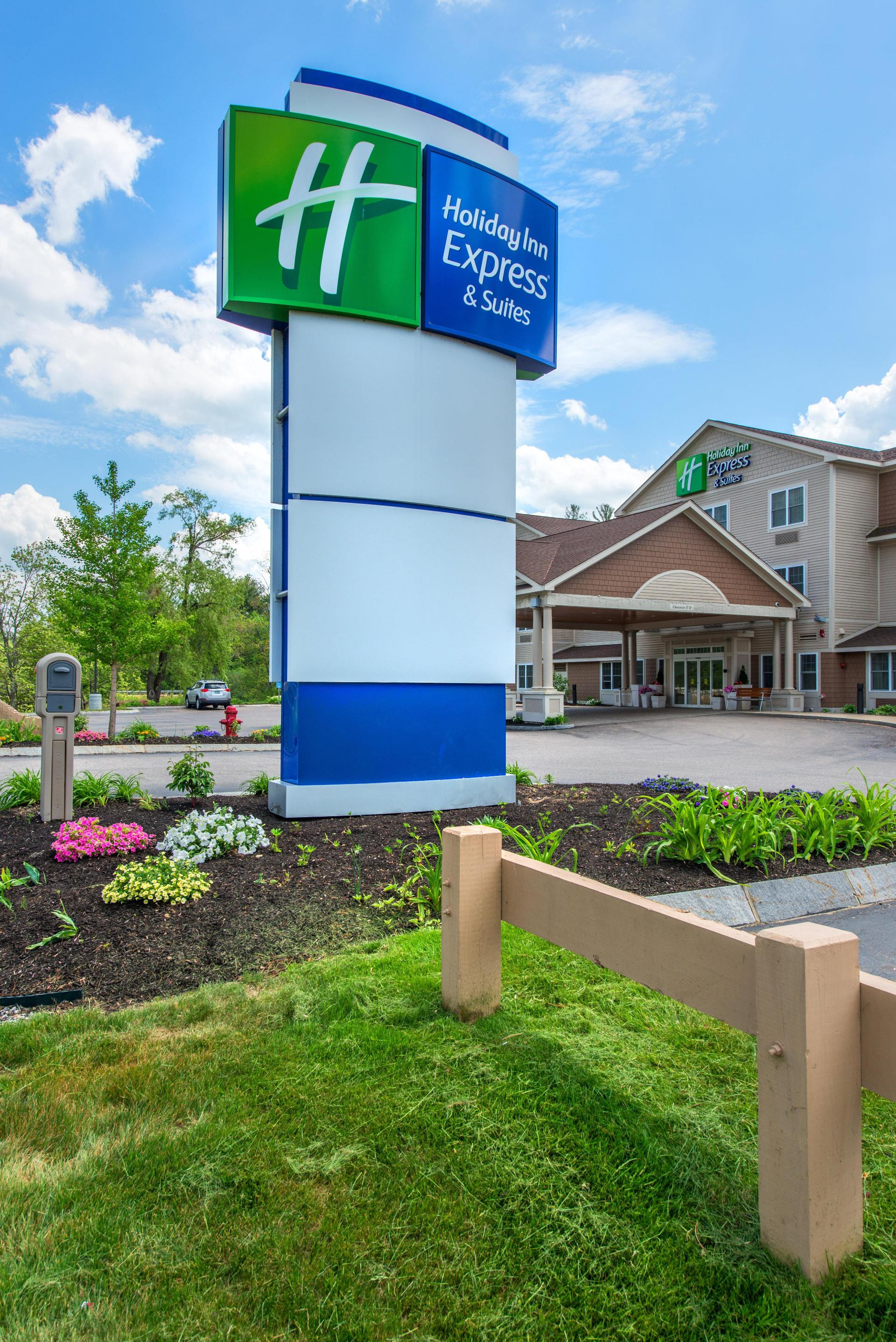 Vista Exterior Holiday Inn Express & Suites Tilton - Lakes Region