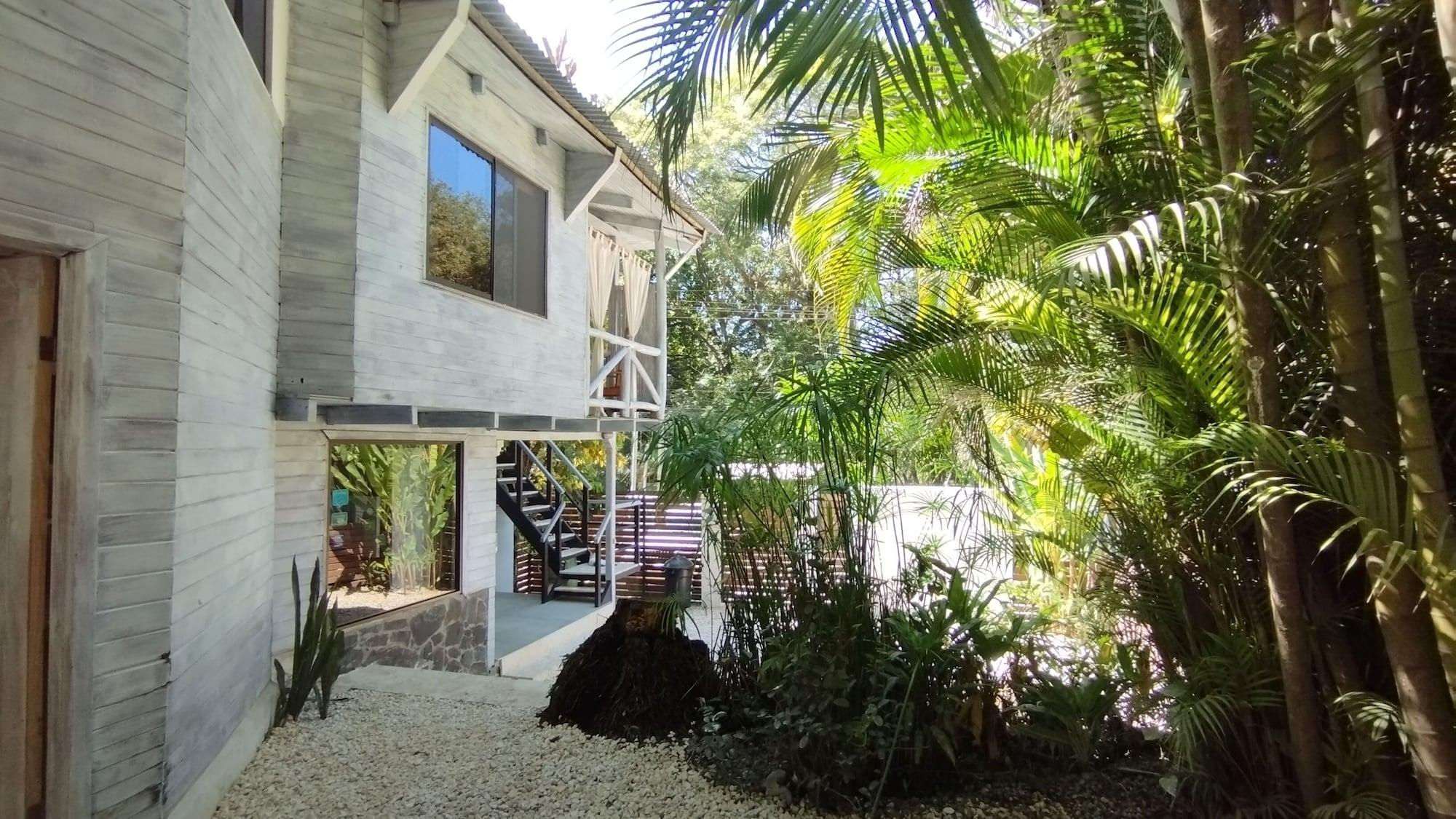 Vista Lobby Raratonga Hotel &  Apartments