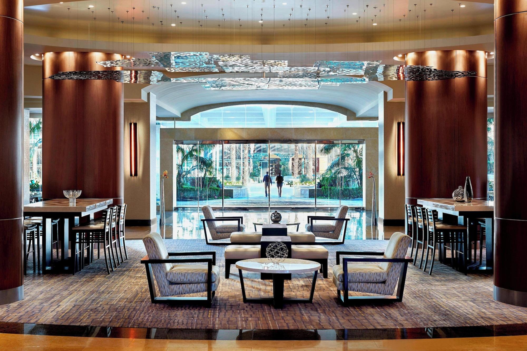 Vista Lobby Anaheim Marriott Hotel
