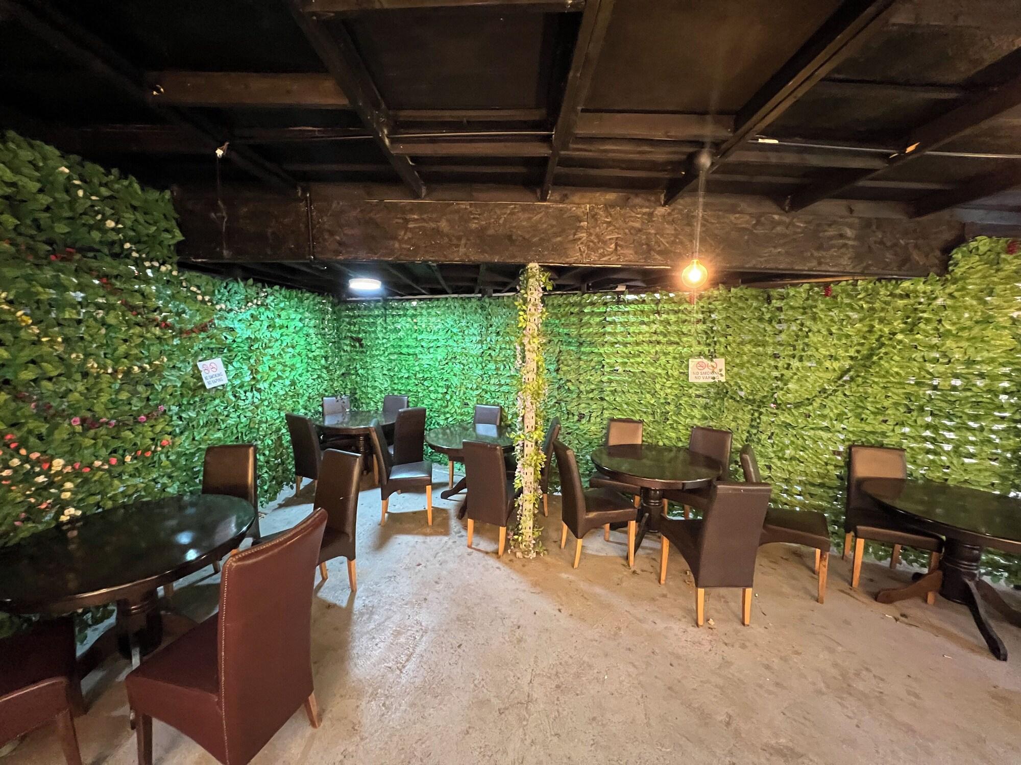 Restaurant OYO Stay Inn Express