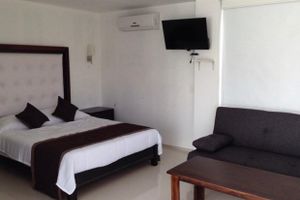 Alojamiento - Luxurious Surf Resort in Pascuales Mexico - Room #4 Private - On the Beach