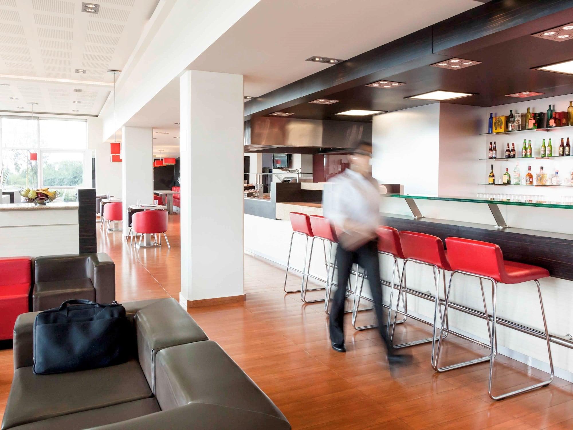 Bar/Salón ibis Aguascalientes Norte
