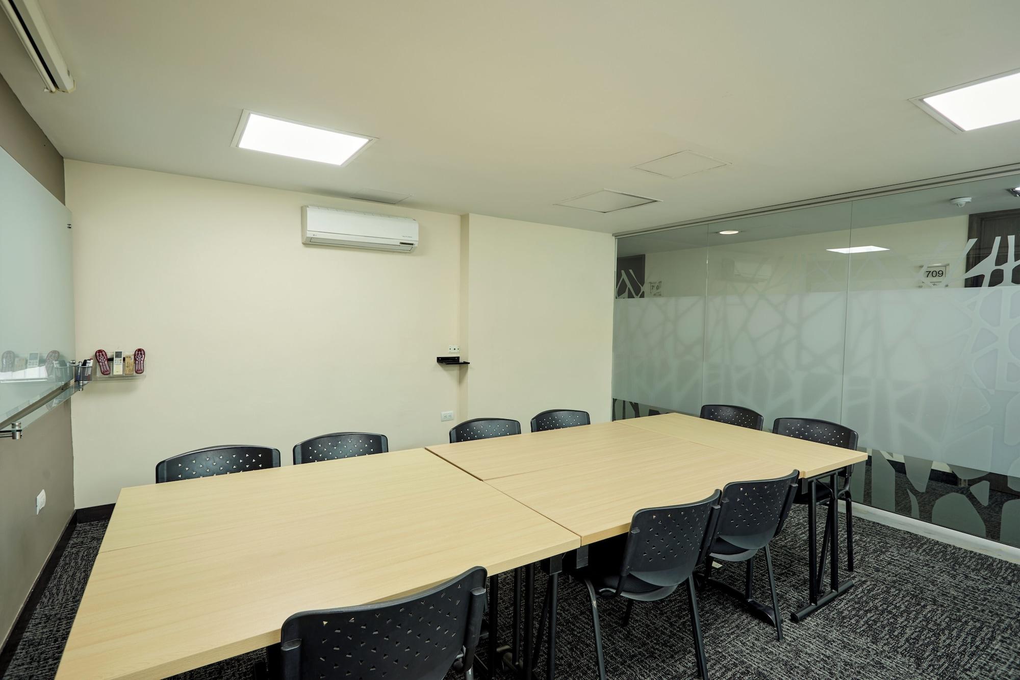 Sala de Reuniones Mercure bh Retiro