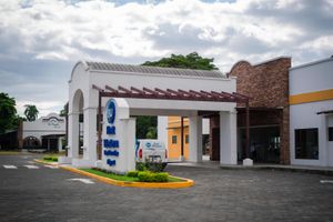 Paquete - Best Western Las Mercedes Airport
