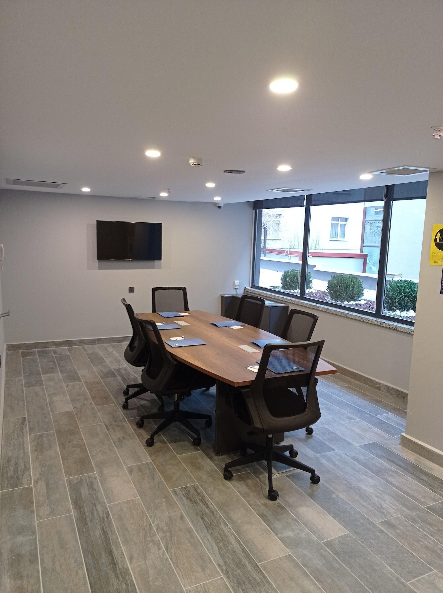Sala de Reuniones Days Hotel by Wyndham Ankara Cankaya