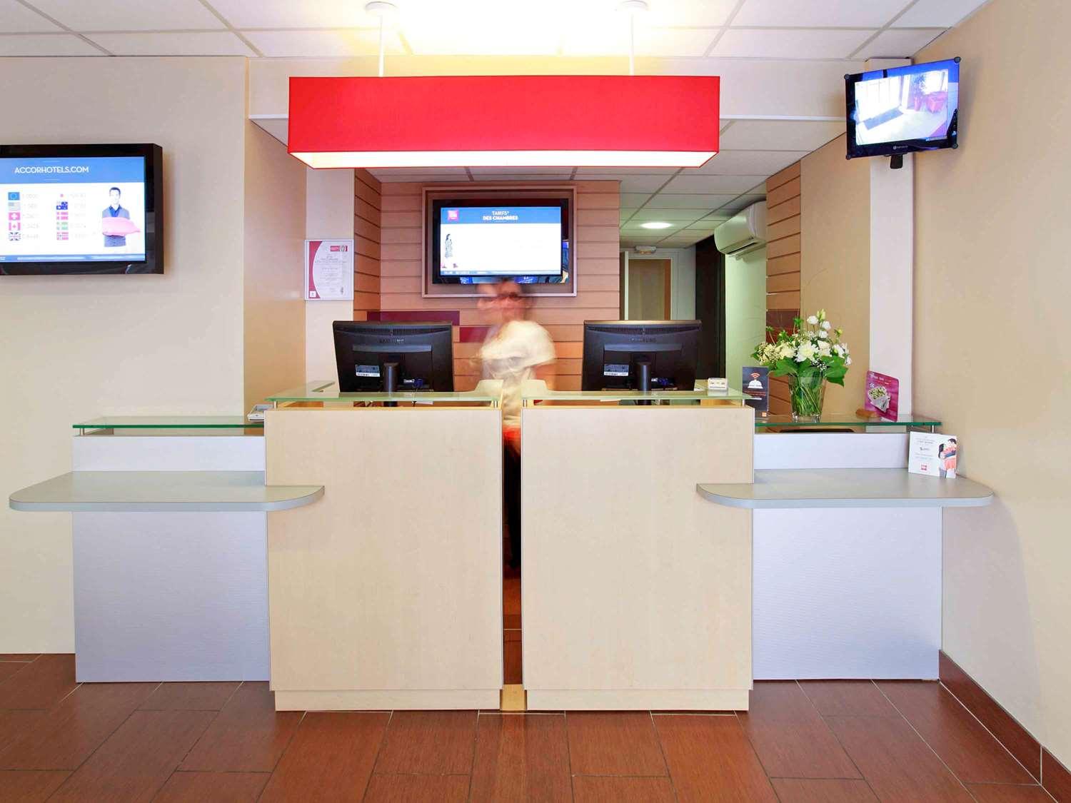 Hotel Ibis Paris Grands Boulevards Opera 9th