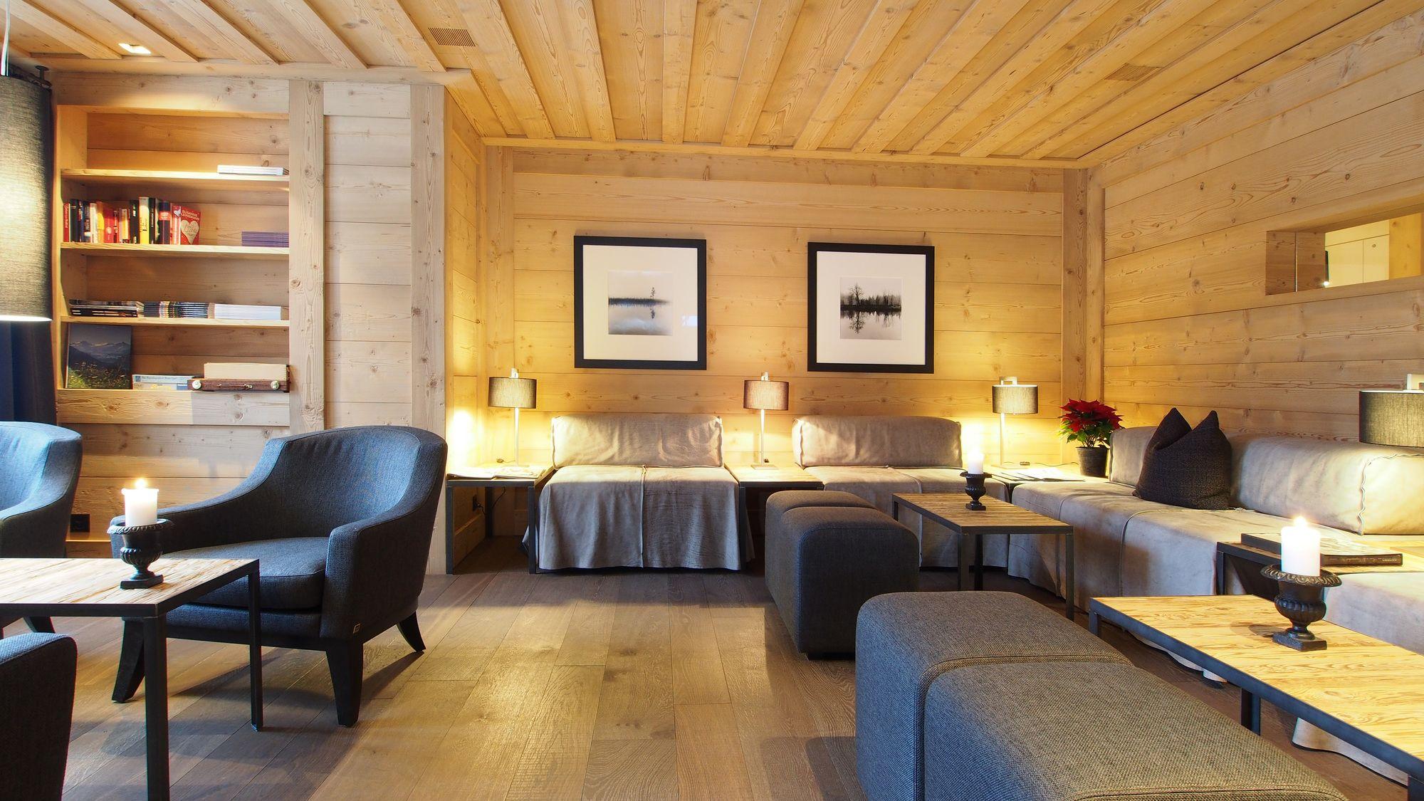 Vista Lobby Arc-en-Ciel Gstaad