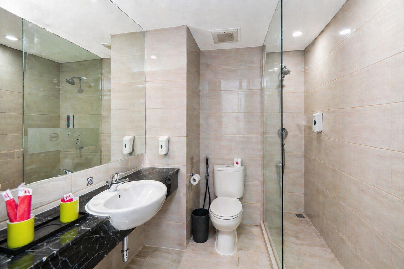 Equipamiento de Habitación favehotel Margonda