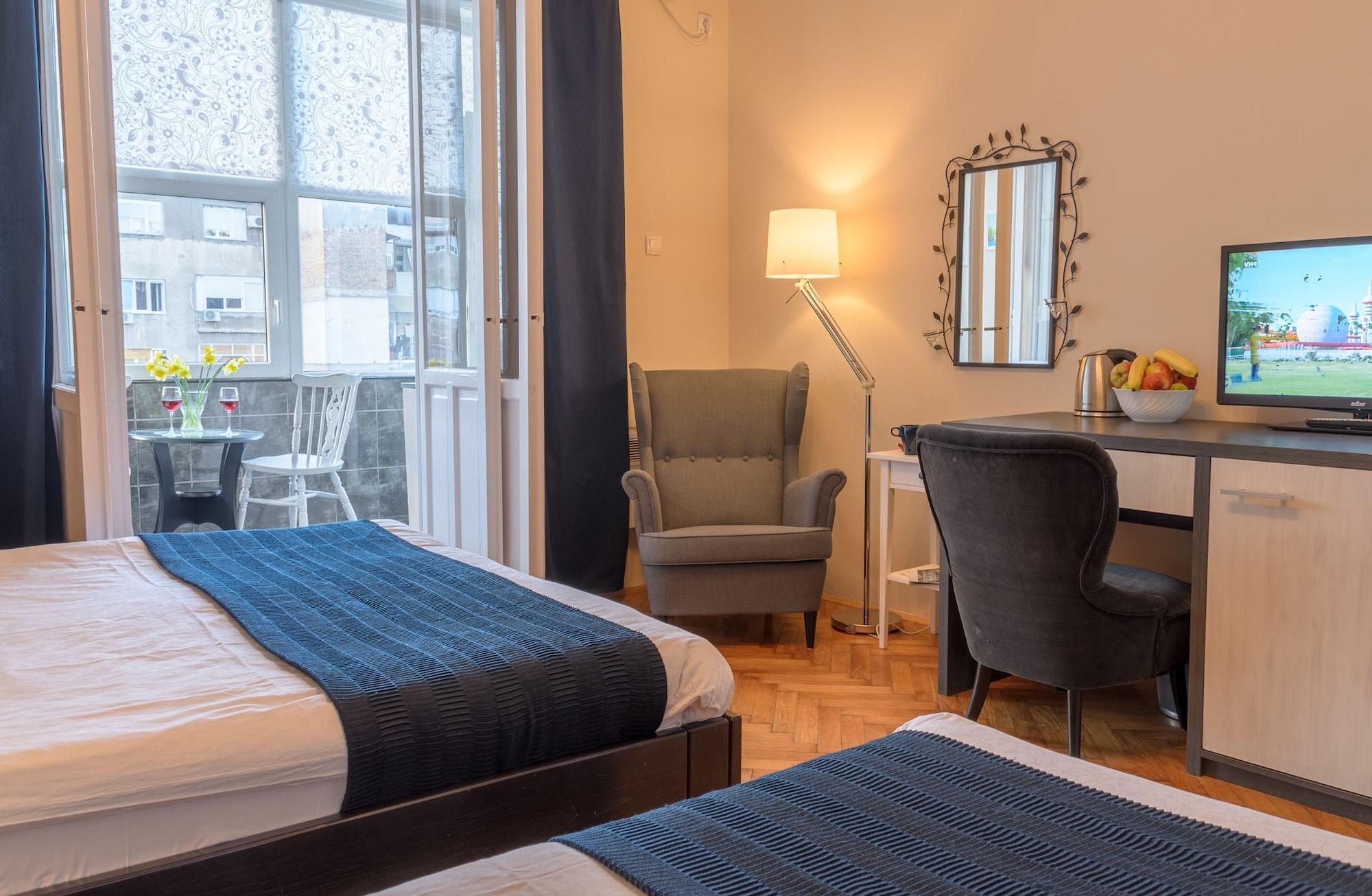 Varios Selection Apartments & Rooms