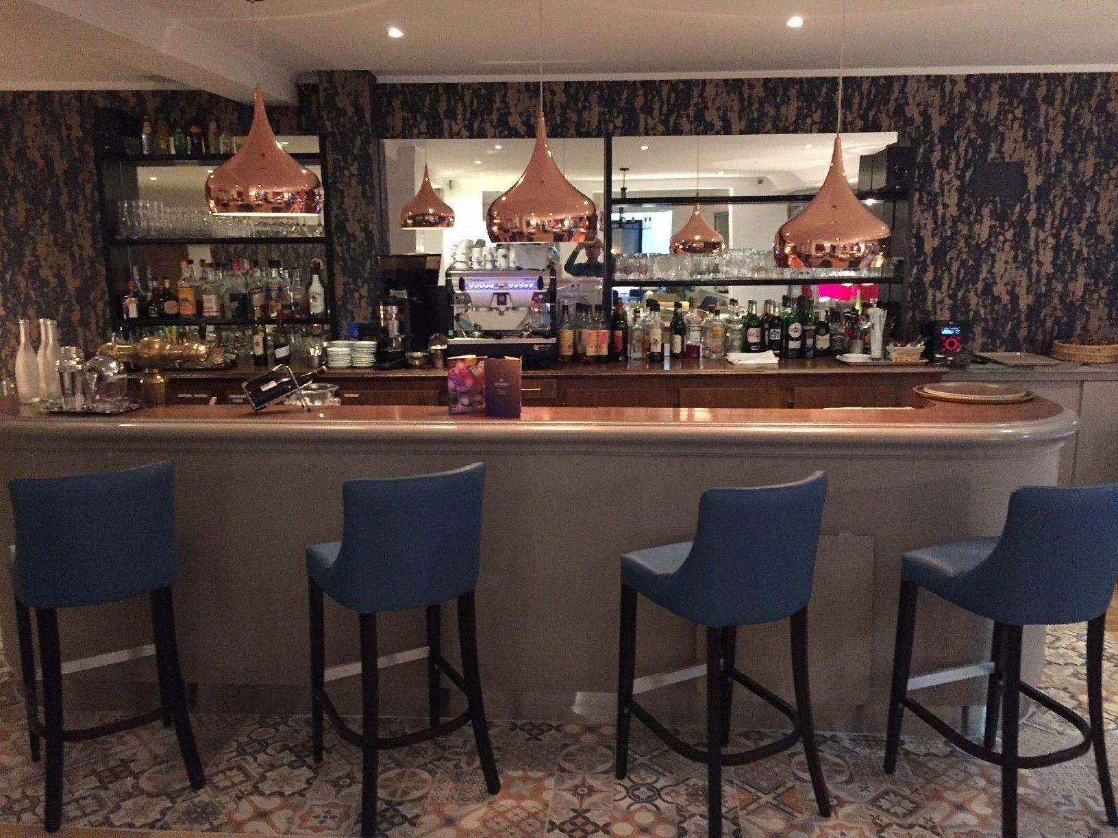 Bar/Salón Logis Hotel et Restaurant Le Galion Canet Plage