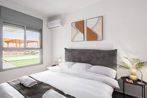 Alquiler Vacacional - Sunny Rooftop Poolside Panoramic View