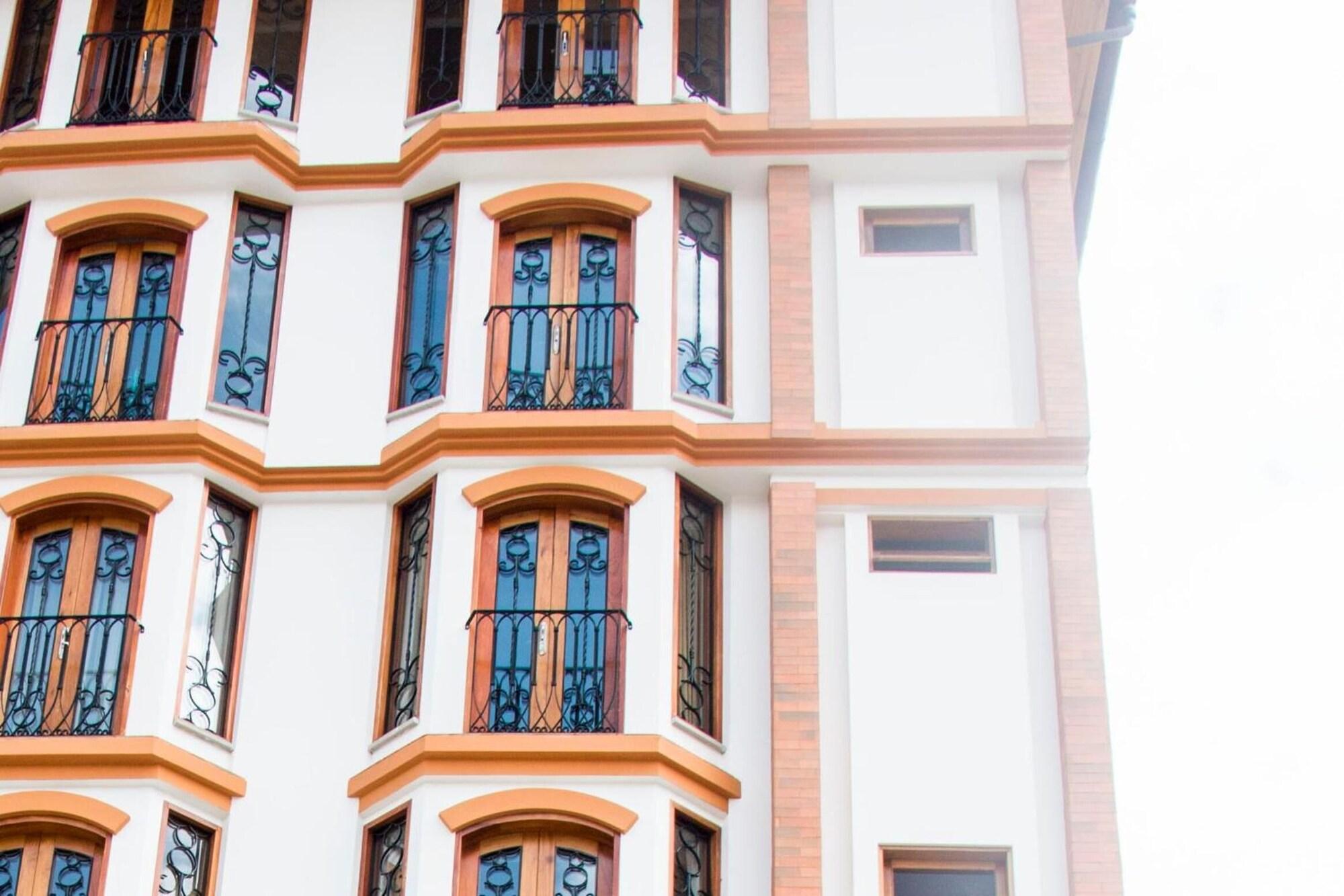 Vista Exterior Hotel Suiza Peruana