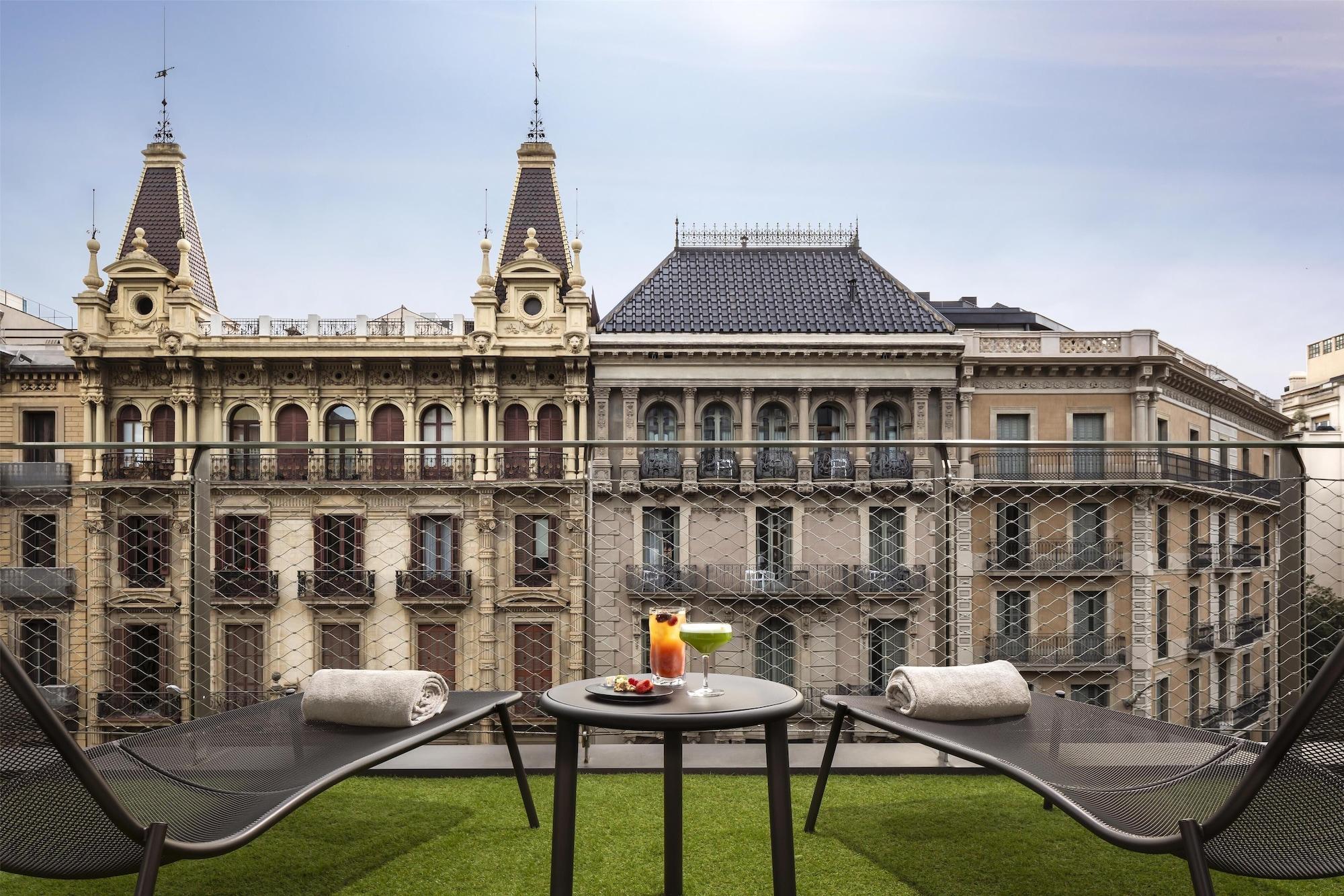 Vista Exterior NH Collection Barcelona Gran Hotel Calderón