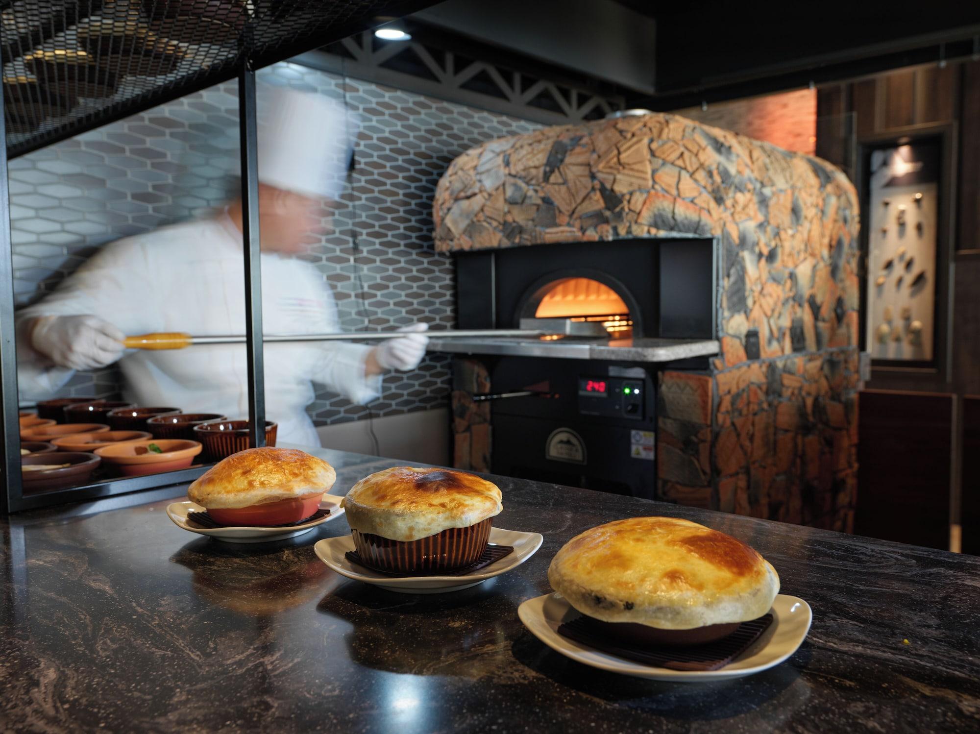 Restaurant Lake Saroma Tsuruga Resort