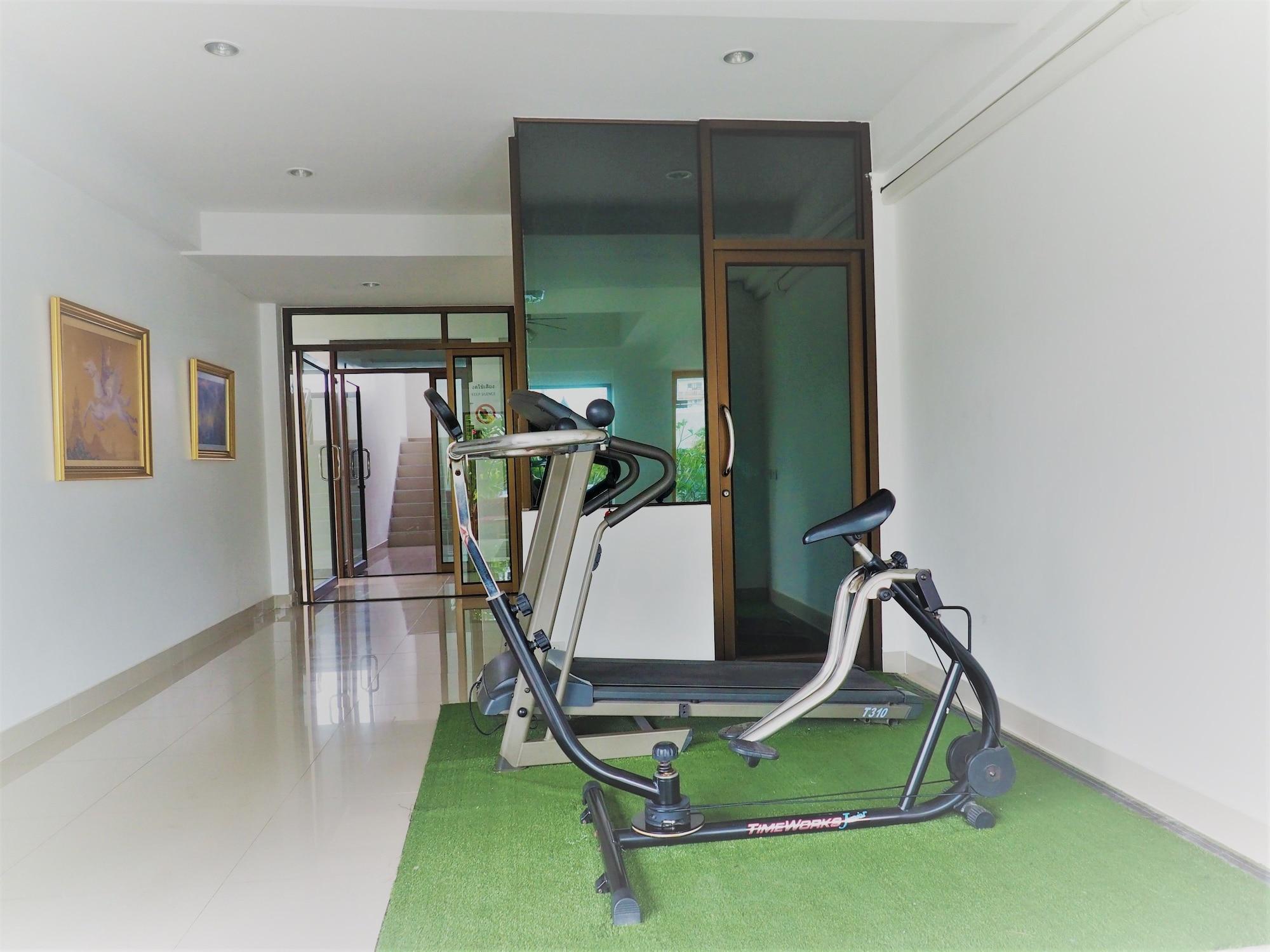 Gimnasio Sasi Nonthaburi Hotel