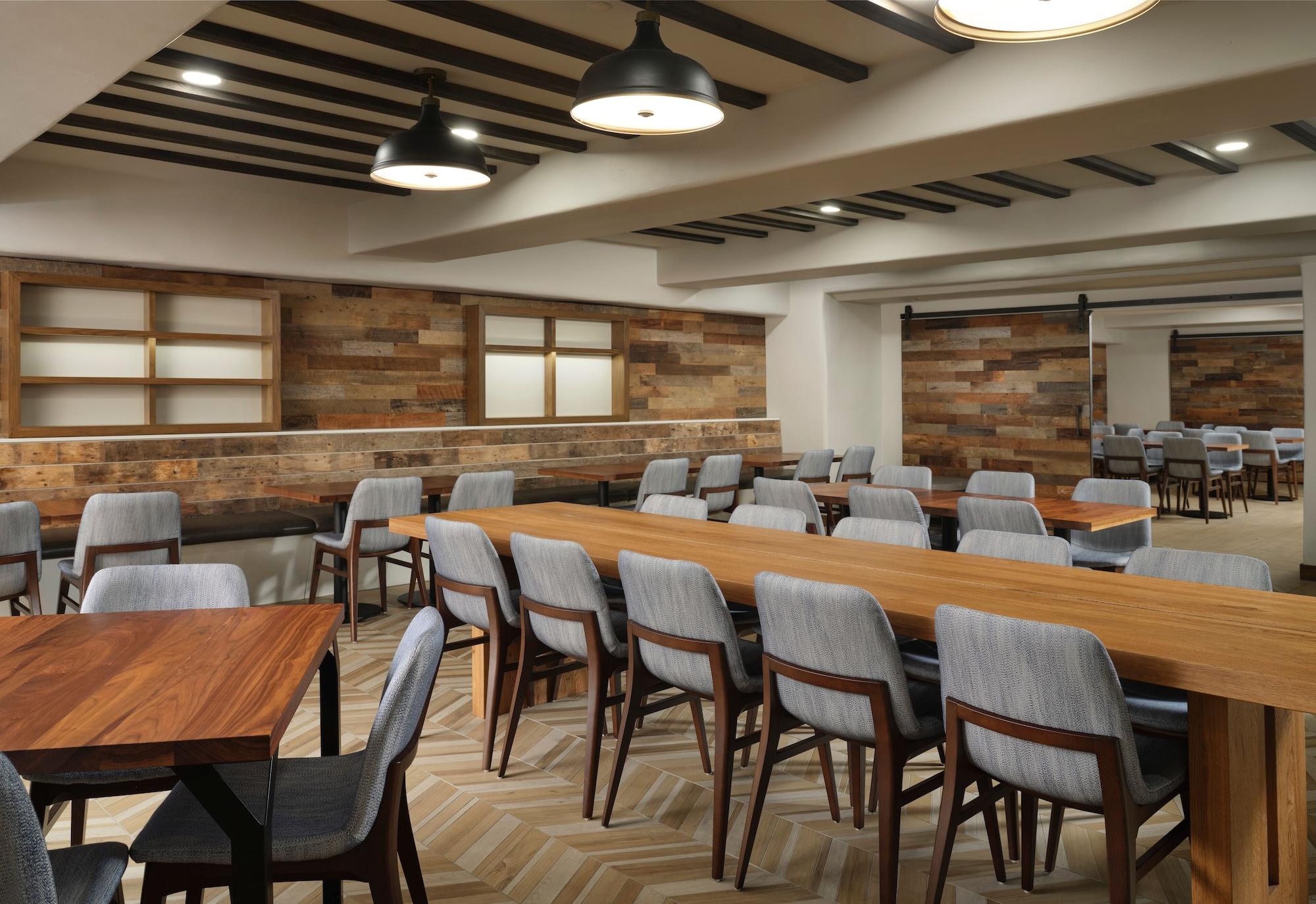 Restaurant Hotel Pacific