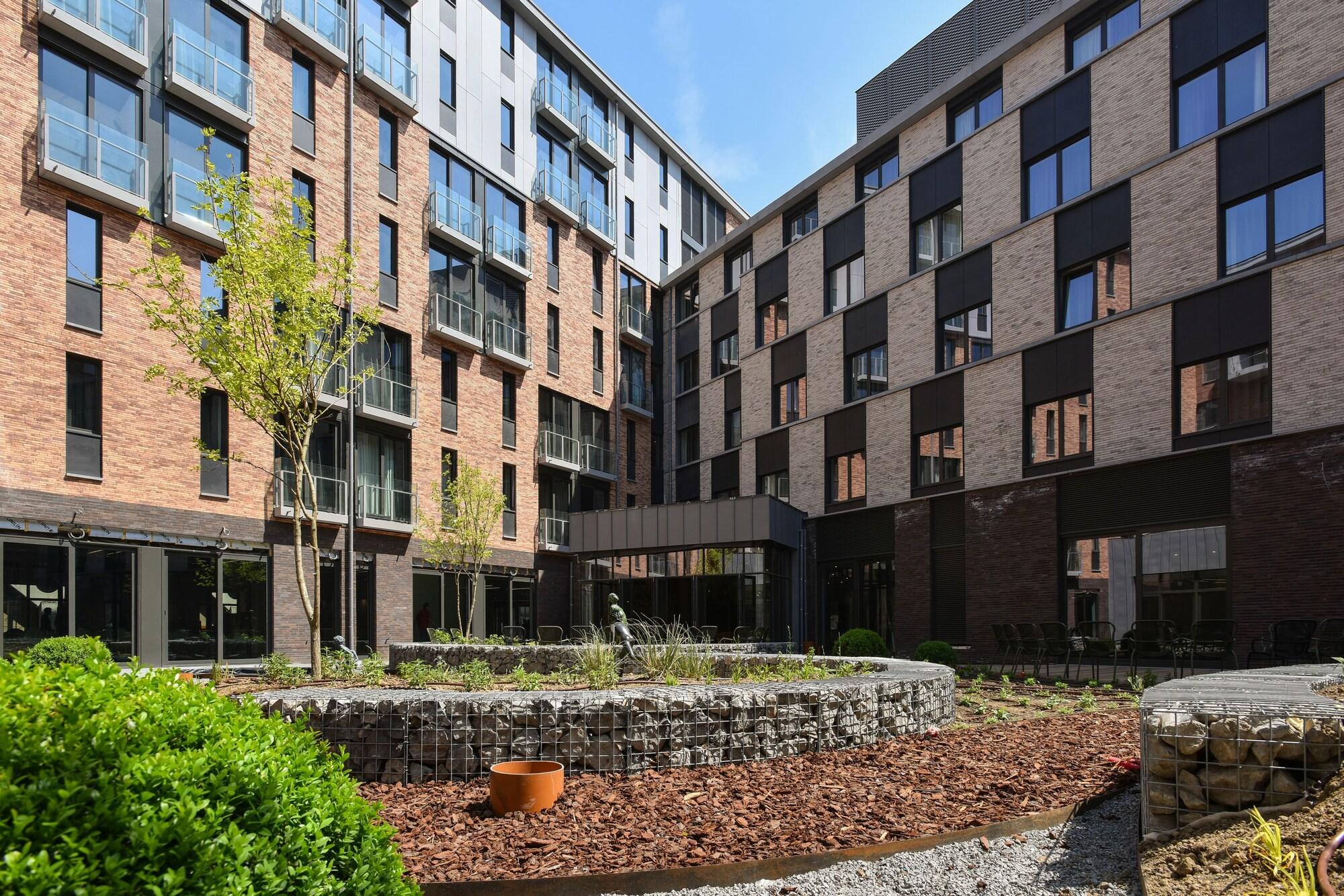 Vista Exterior Martin's All Suites