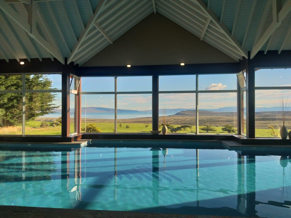 Vista Piscina Alto Calafate Hotel Patagonico