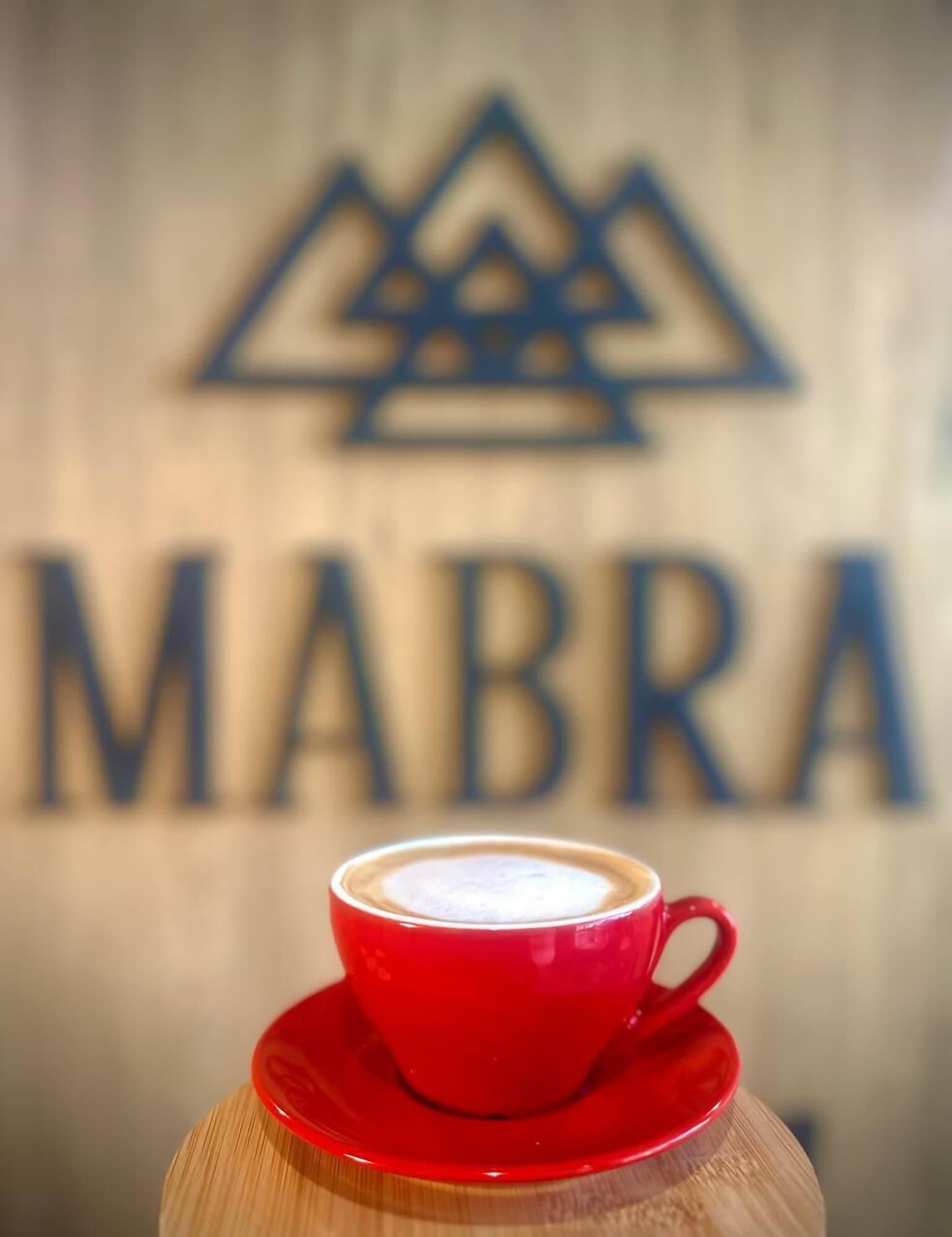 Bar/Salón MABRA SUITES