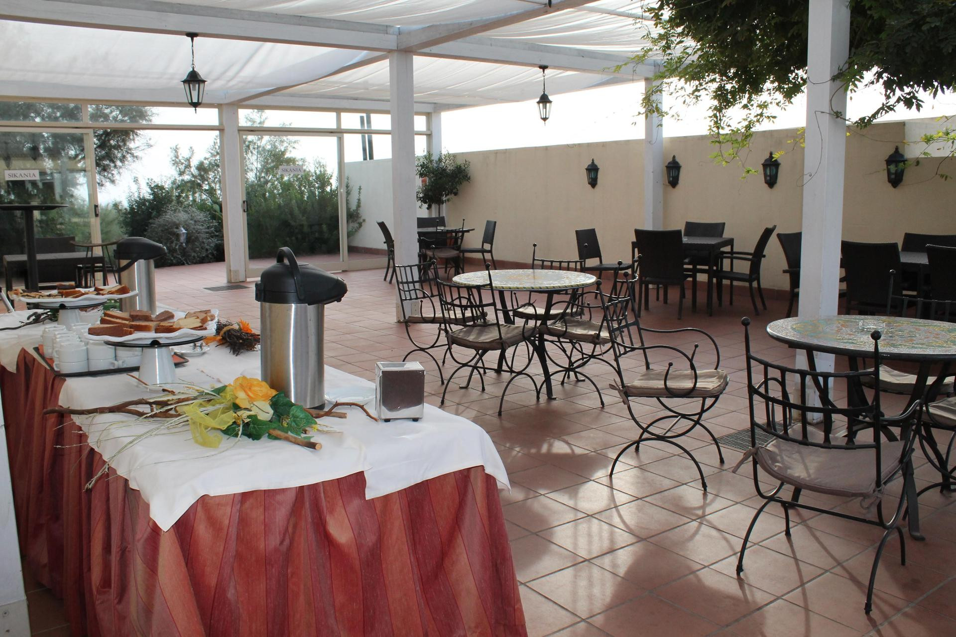 Bar/Salón Sikania Resort & SPA Hotel