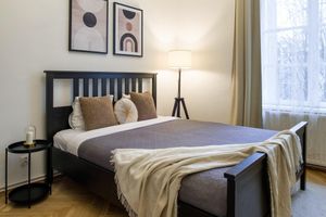 Renta temporal - WAWELOVE spacious 3 bedroom apt 1 min to Main Sqare!