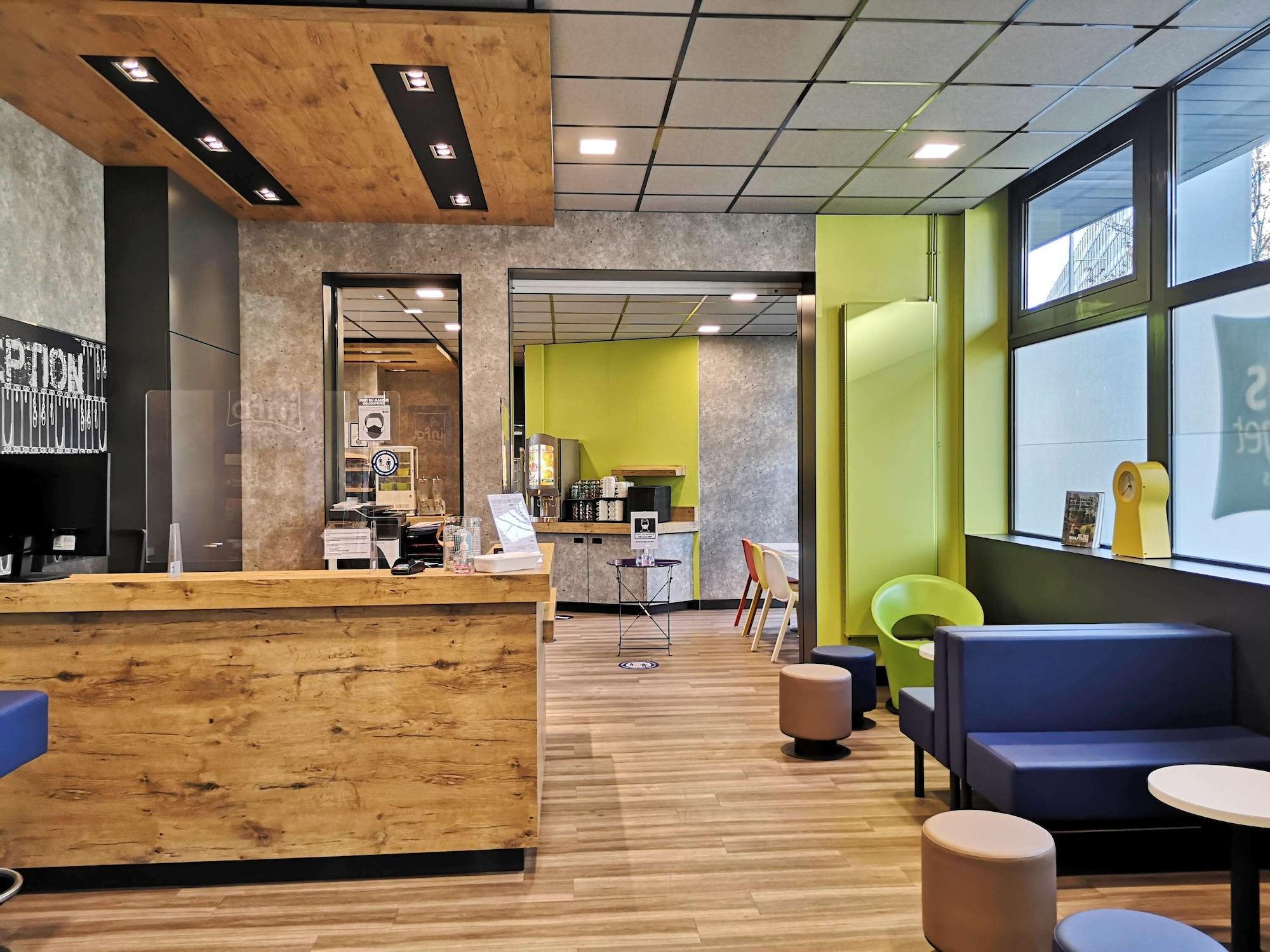 Varios ibis budget Tours Centre Gare