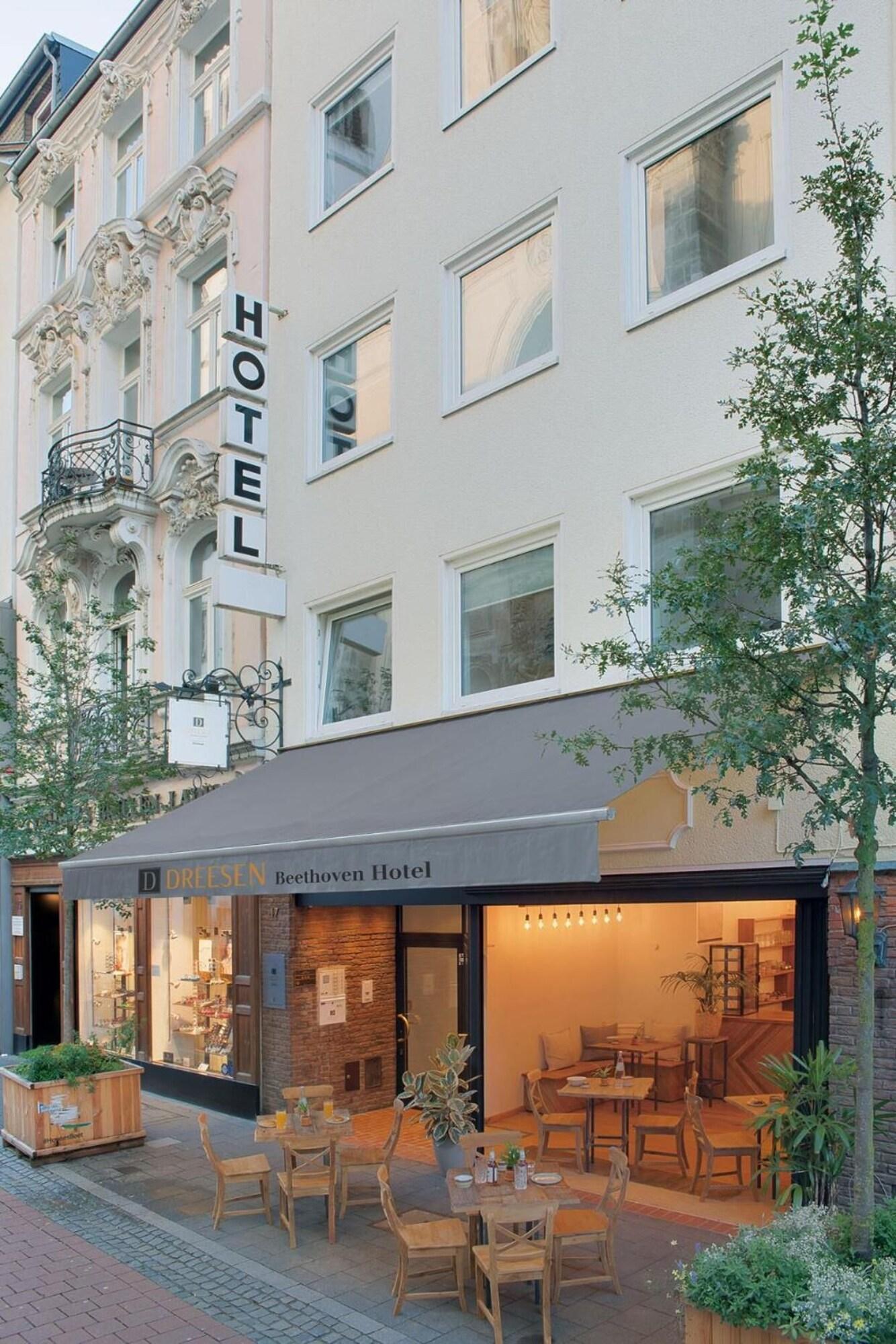 Restaurant Beethoven Hotel Dreesen - furnished by BoConcept