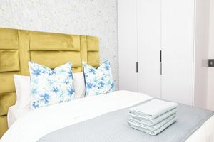 Alquiler Vacacional - Chic 2-bedroom apartment with WiFi, fitness room in vibrant Pretoria