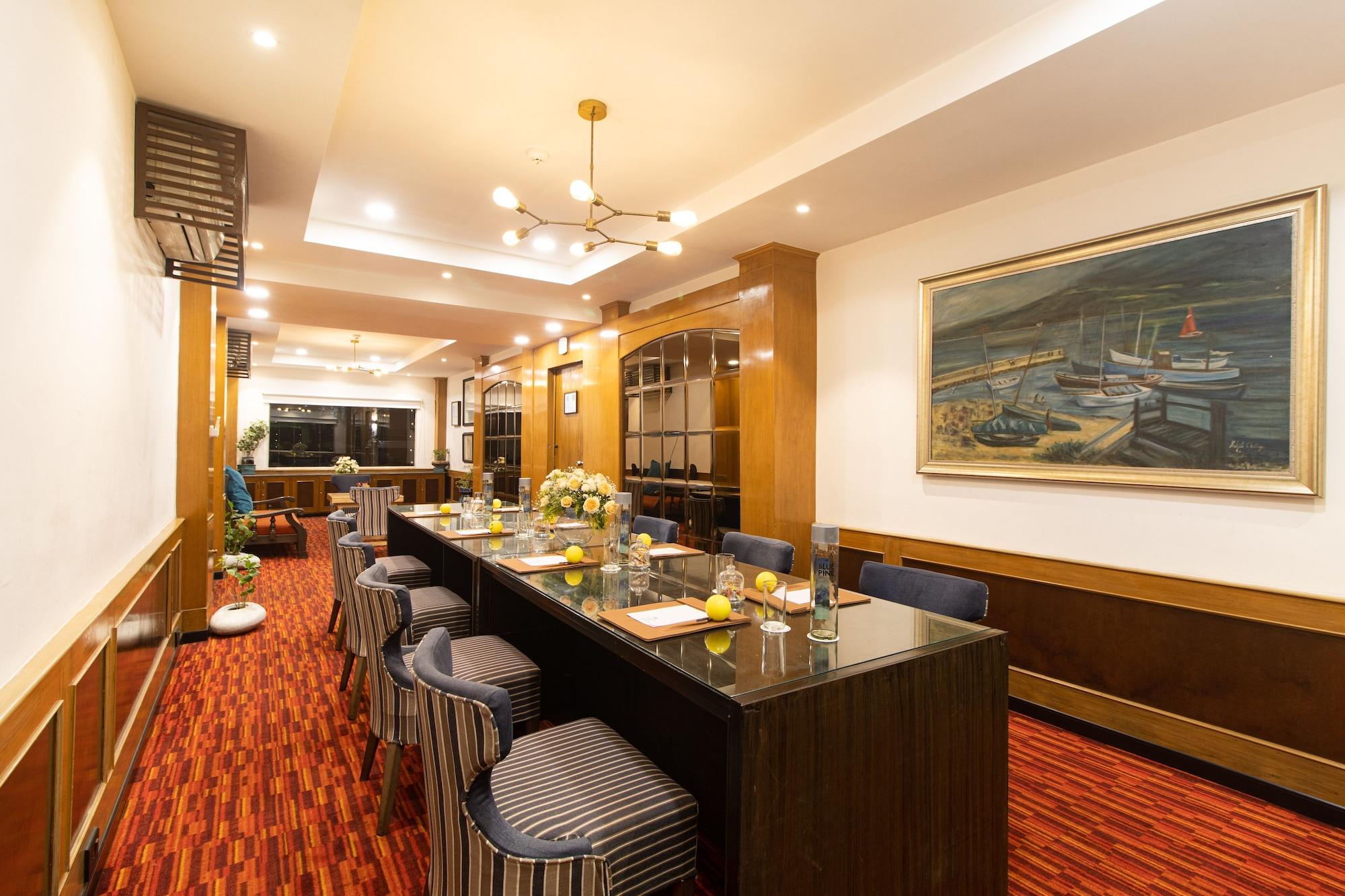 Sala de Reuniones Polo Floatel Kolkata