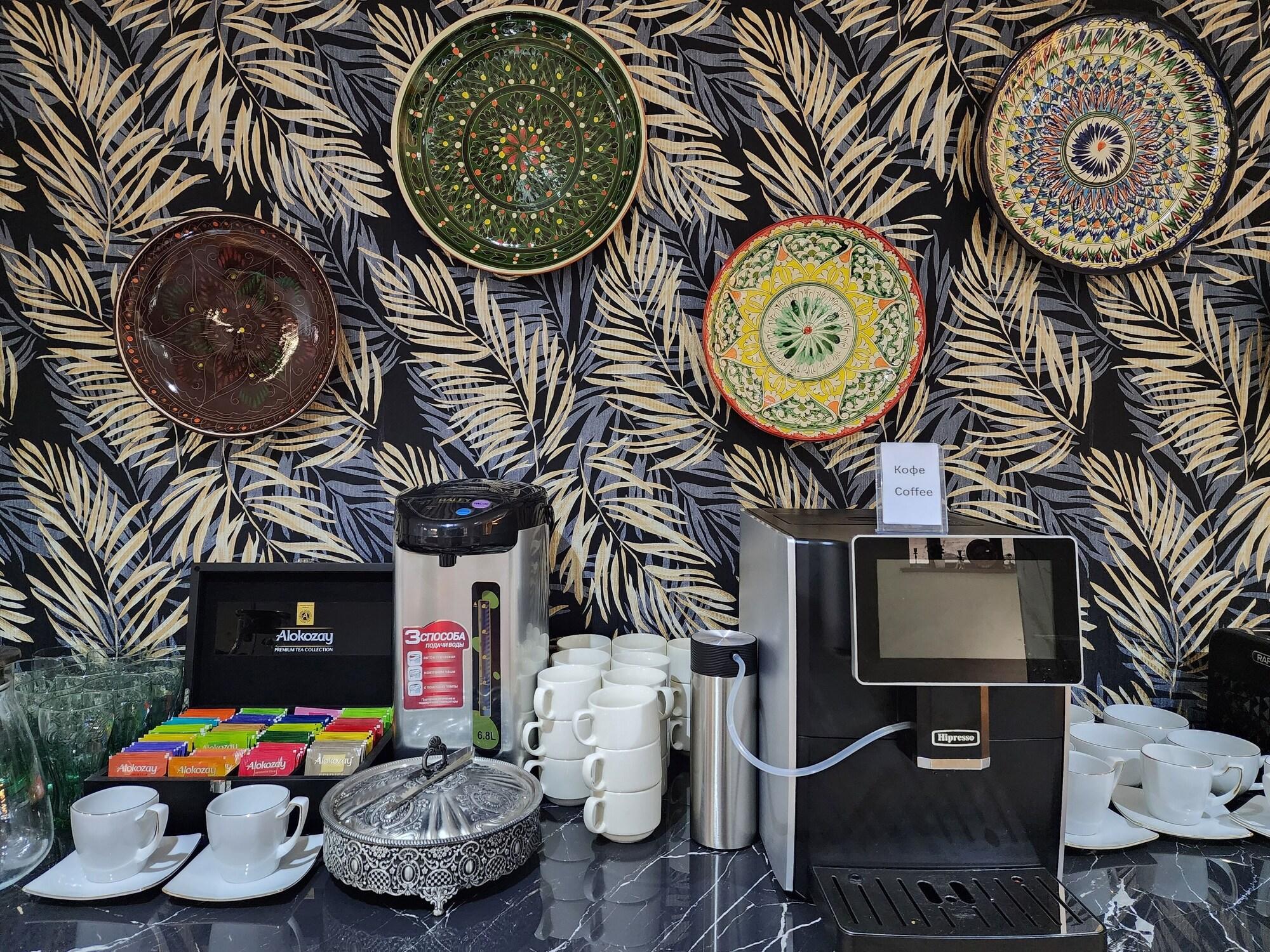 Bar/Salón Hotel Dehlavi