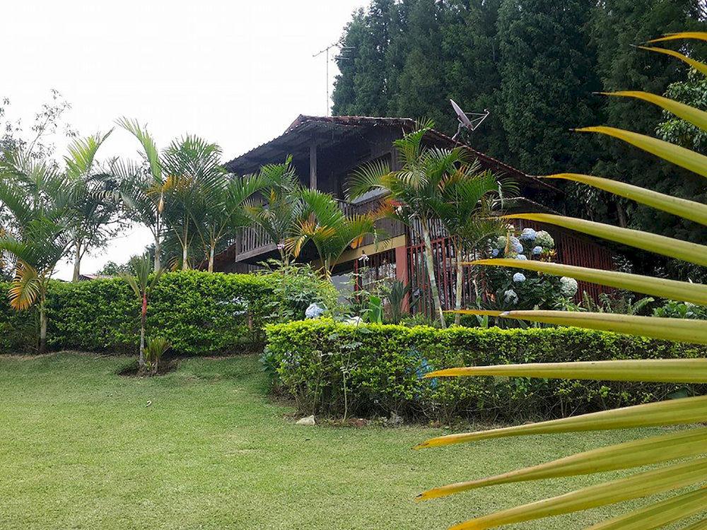 Vista Exterior Villas Cipreses - Hostel