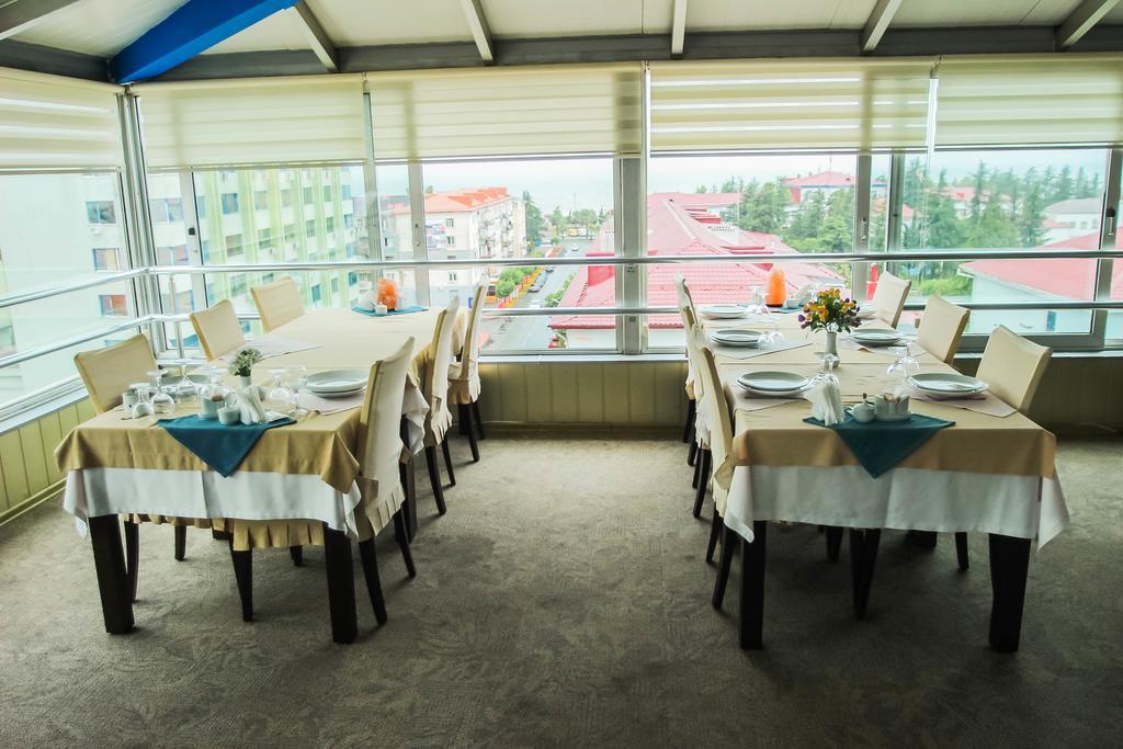 Restaurant Graphic Hotel Batumi