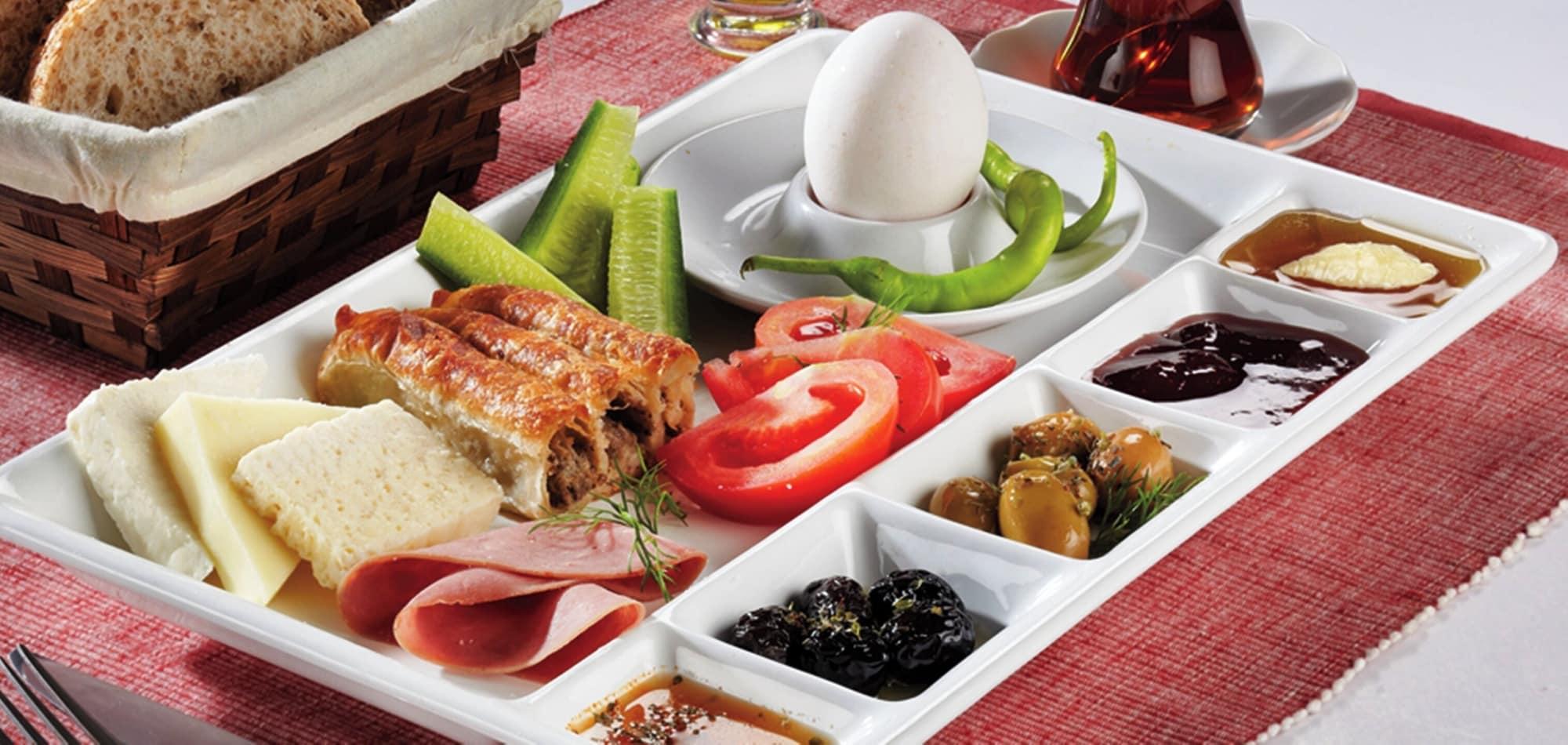 Restaurant Emirhan Guest House & Suites