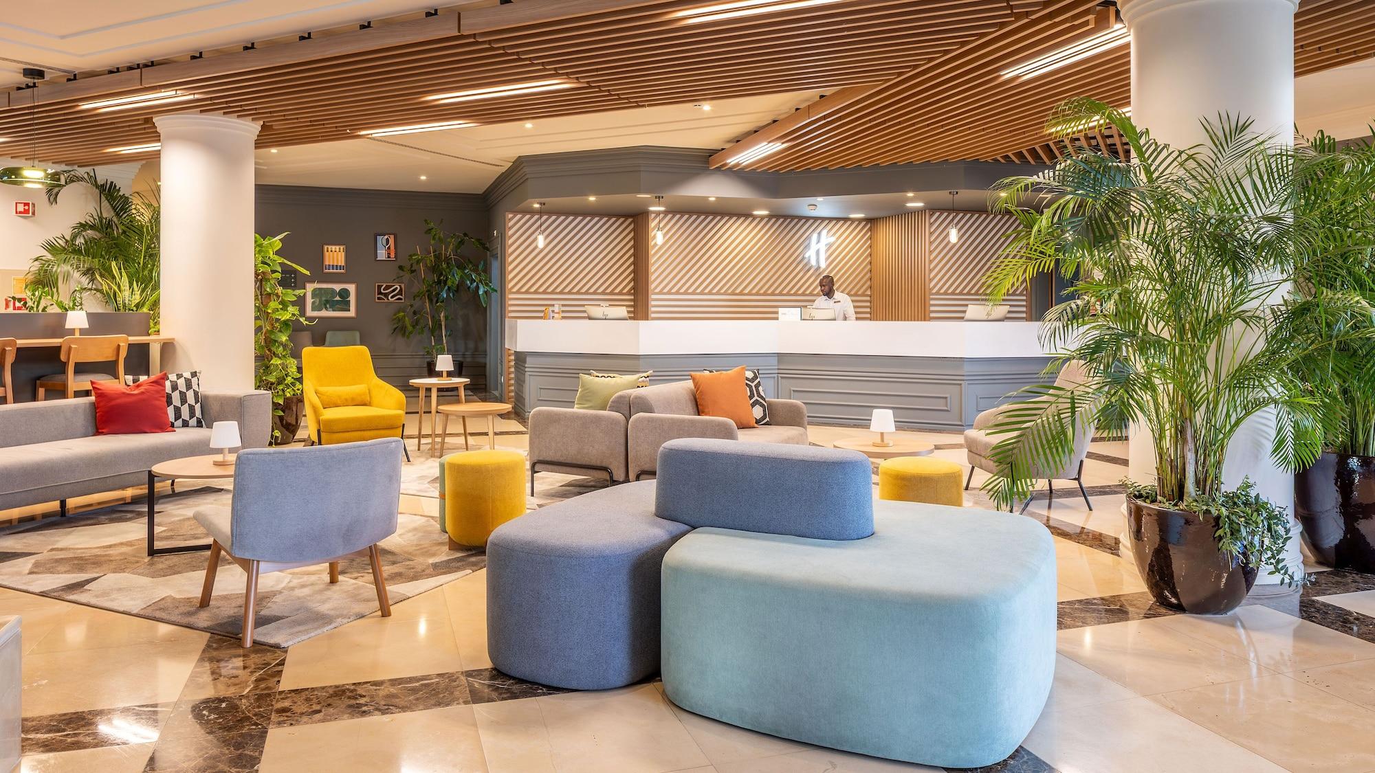 Vista Exterior Holiday Inn Algarve Albufeira by IHG