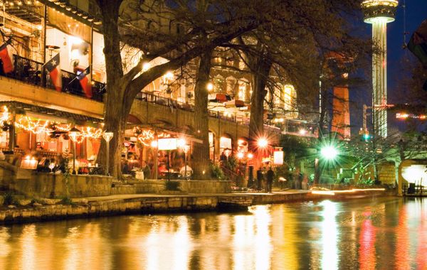 La Quinta Inn & Suites by Wyndham San Antonio Seaworld/LAFB