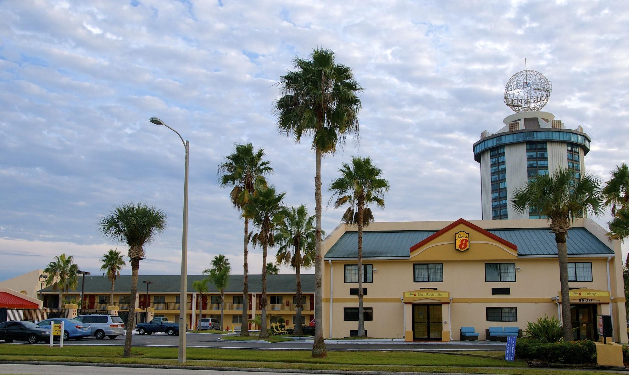 Vista Exterior Super 8 by Wyndham Orlando International Drive